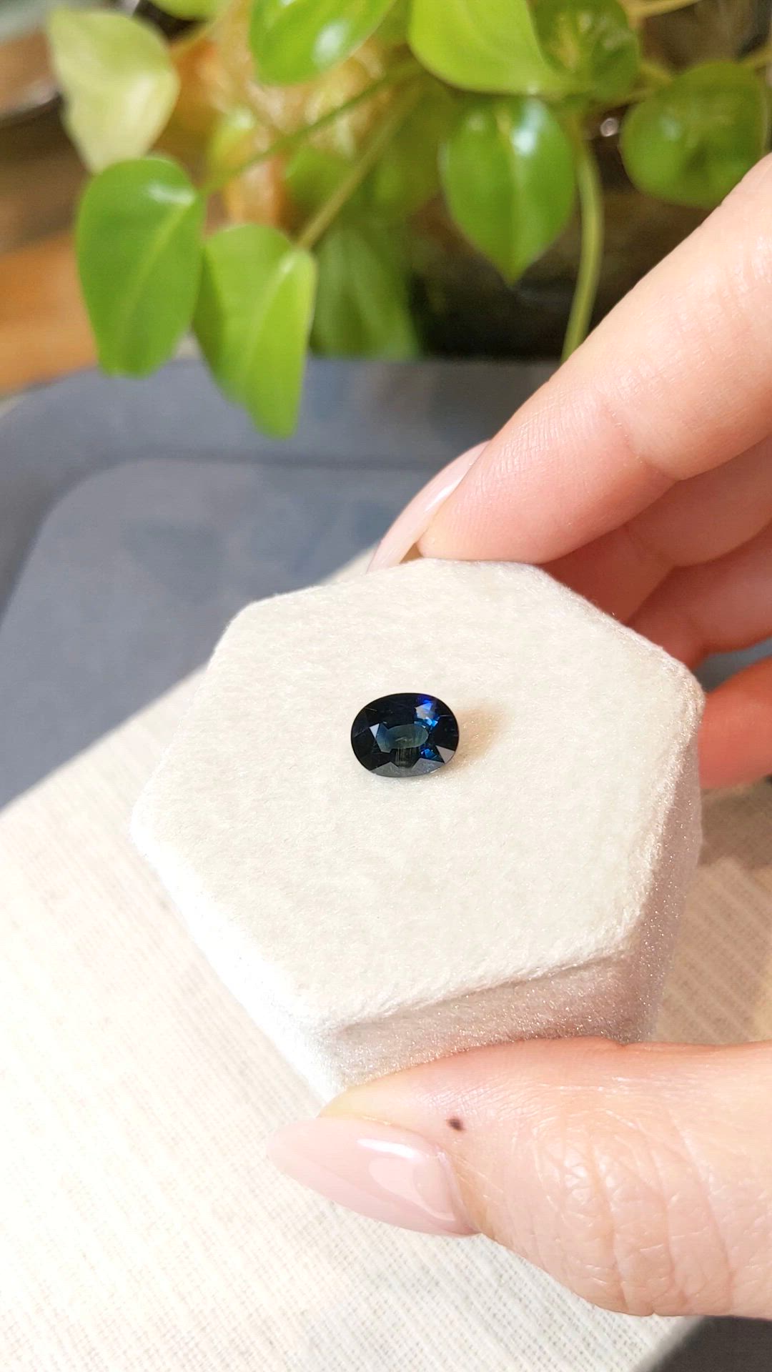 2.65 Ct. Greenish Blue Sapphire from Ceylon (Sri Lanka) Size Video