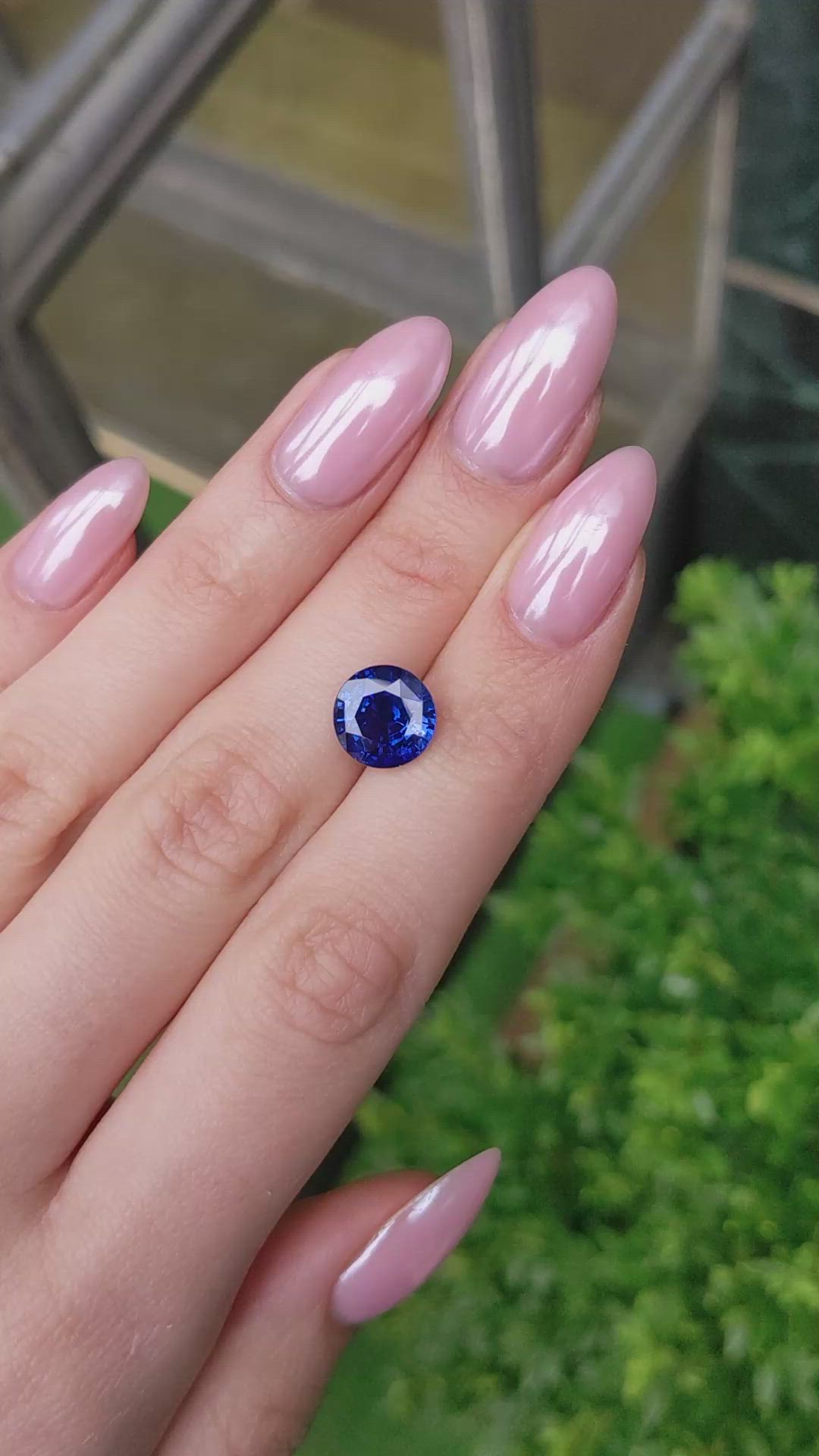 4.58 Ct. Blue Sapphire from Ceylon (Sri Lanka) Size Video