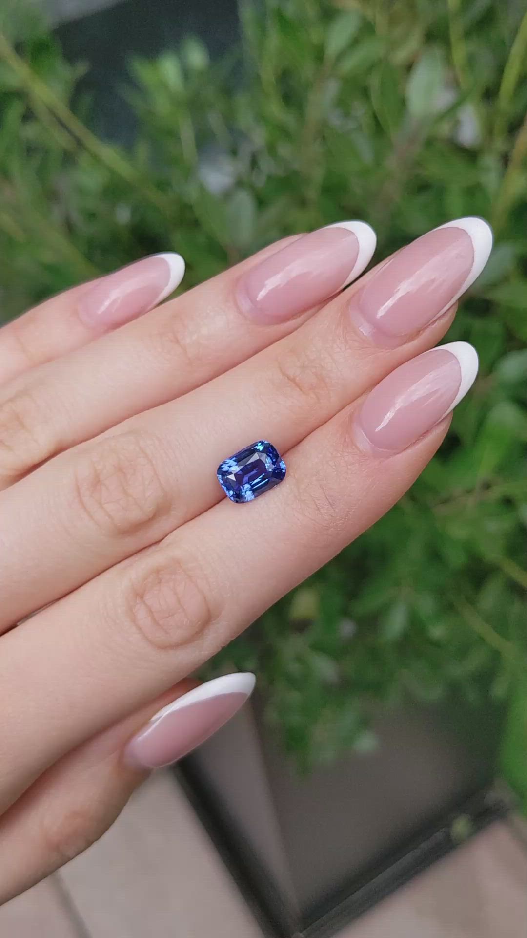 3.50 Ct. Blue Sapphire from Ceylon (Sri Lanka) Size Video