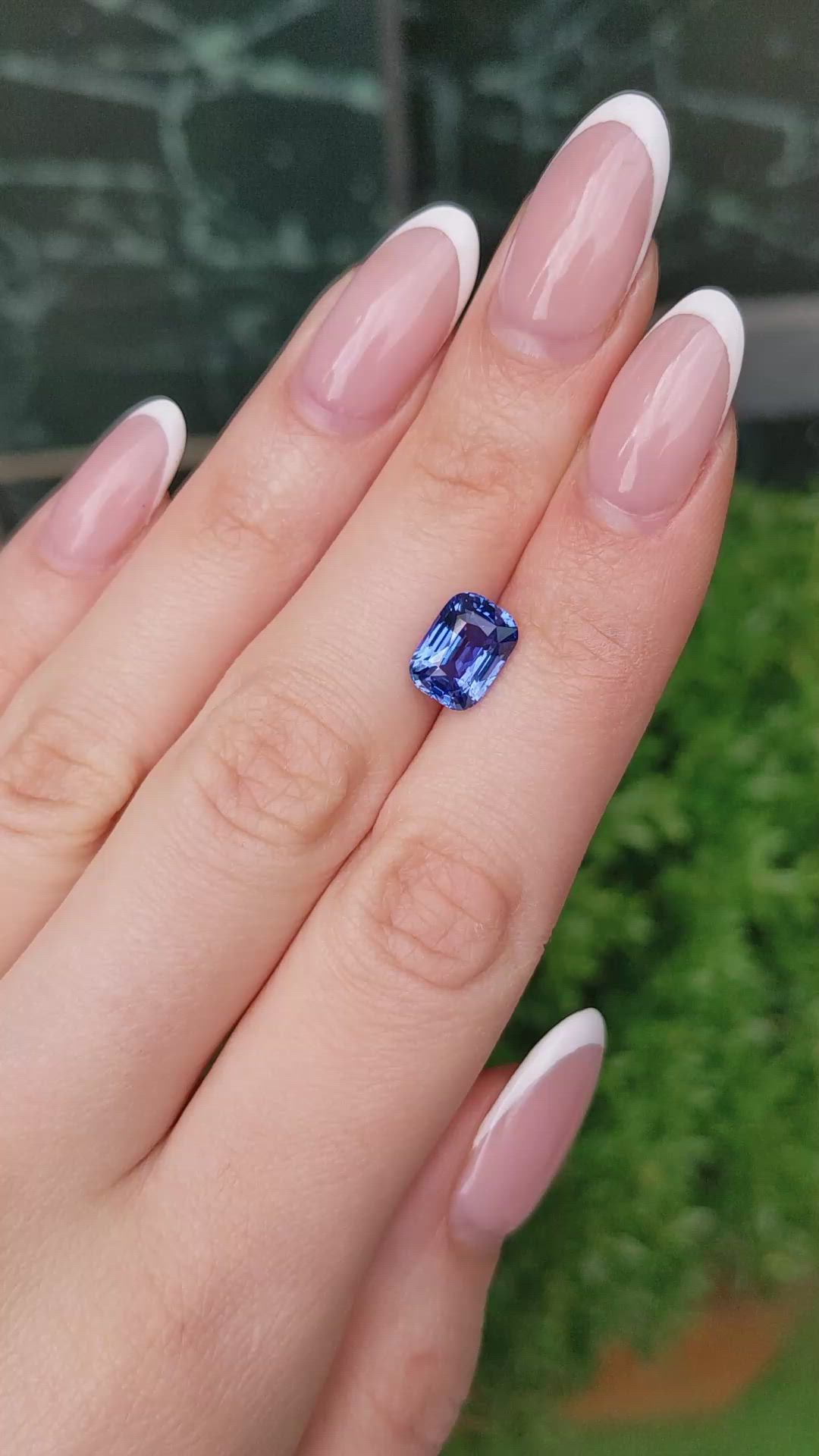 3.50 Ct. Blue Sapphire from Ceylon (Sri Lanka) Size Video