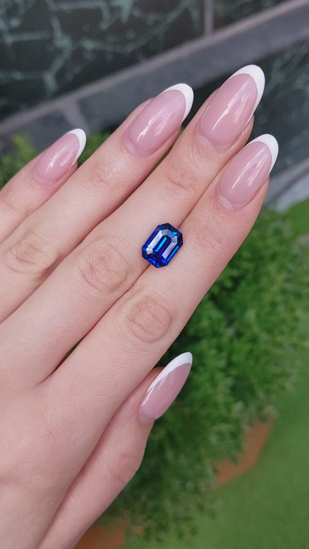 6.37 Ct. Blue Sapphire from Ceylon (Sri Lanka) Size Video