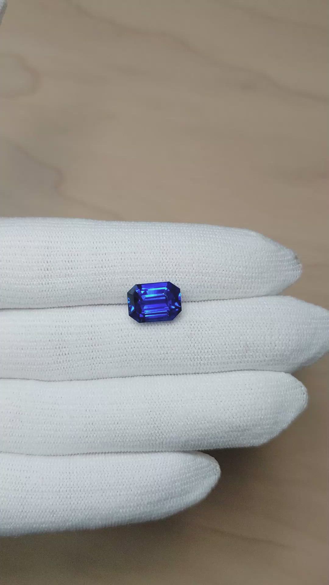 6.37 Ct. Blue Sapphire from Ceylon (Sri Lanka) Size Video