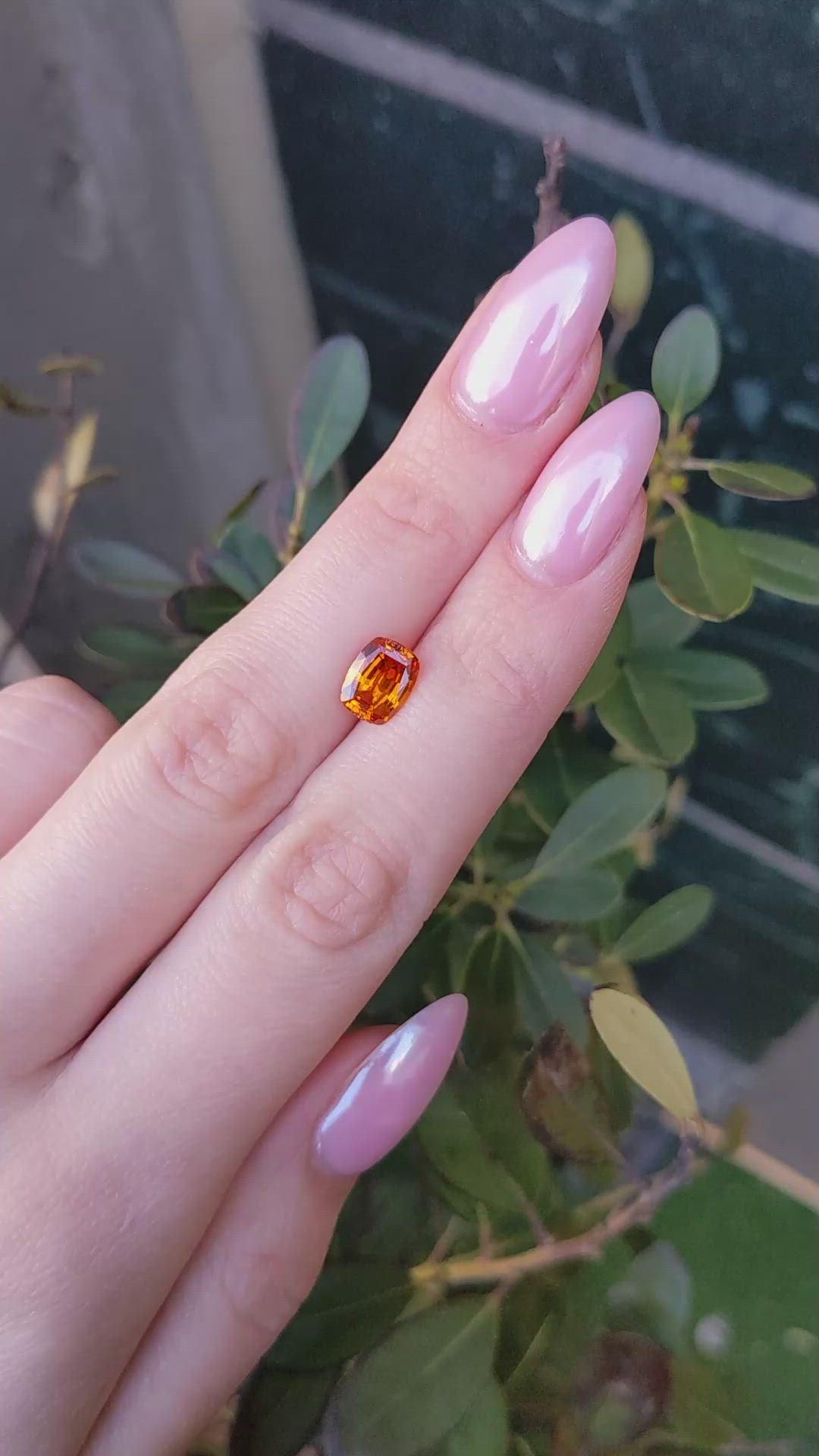 2.34 Ct. Yellowish Orange Sapphire from Ceylon (Sri Lanka) Size Video