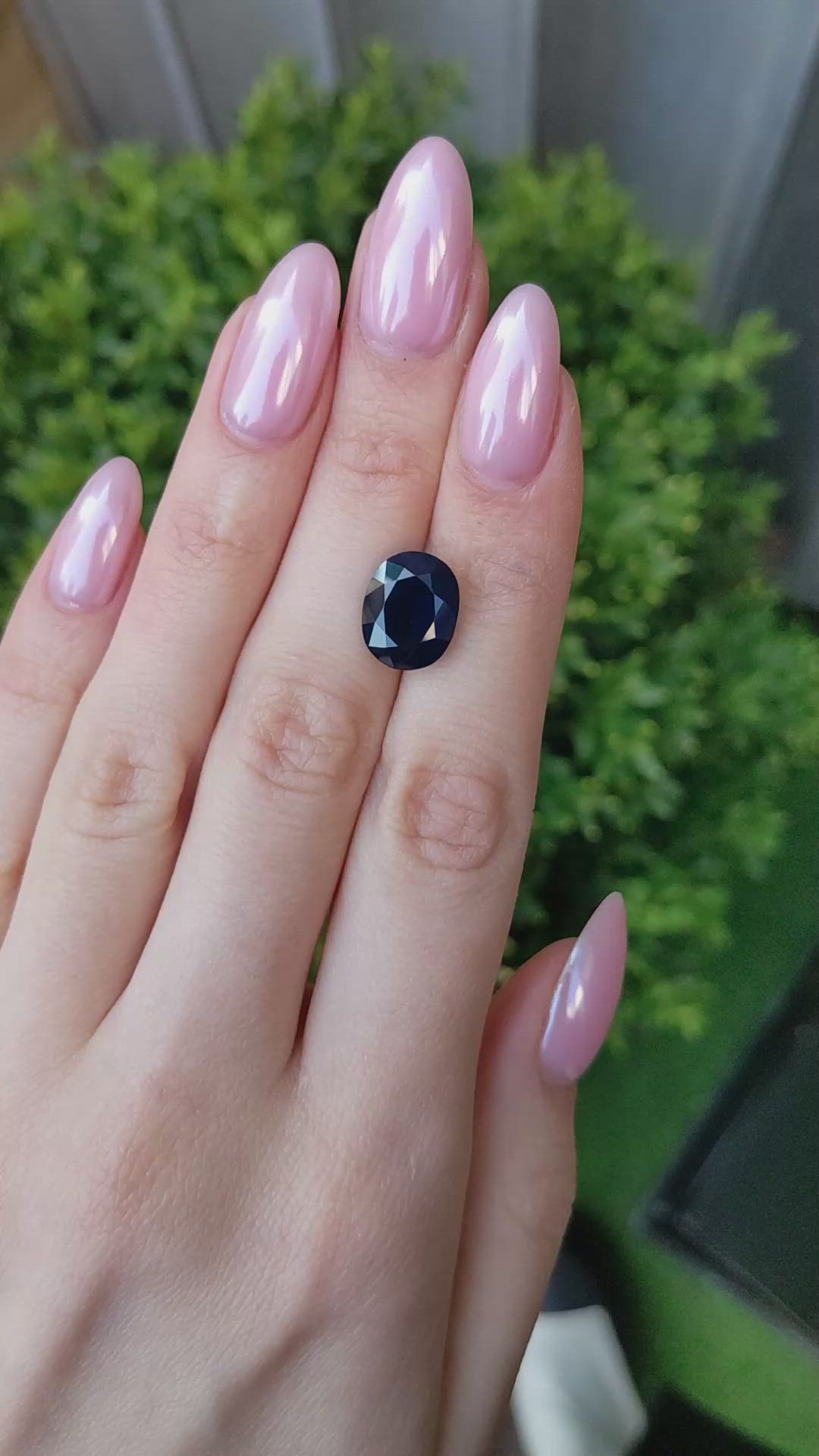 7.98 Ct. Blue Sapphire from Ceylon (Sri Lanka) Size Video