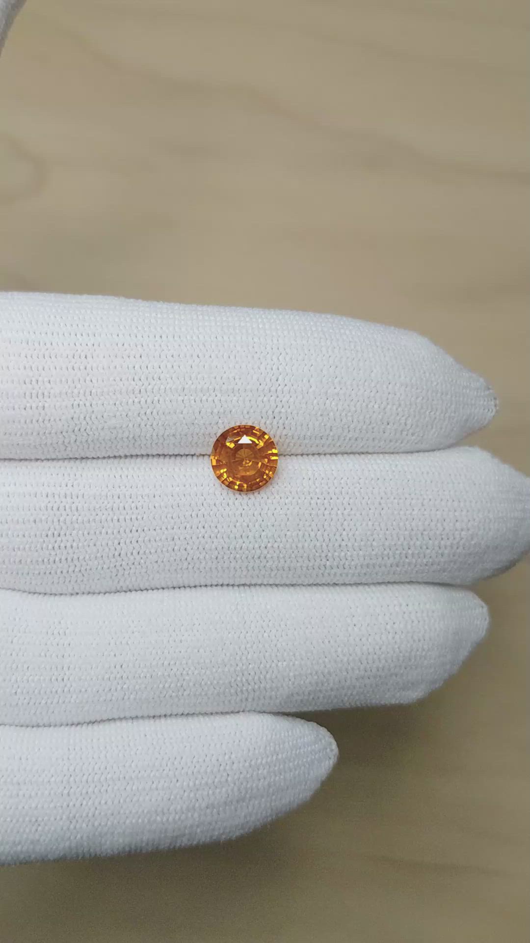 2.24 Ct. Yellowish Orange Sapphire from Ceylon (Sri Lanka) Size Video