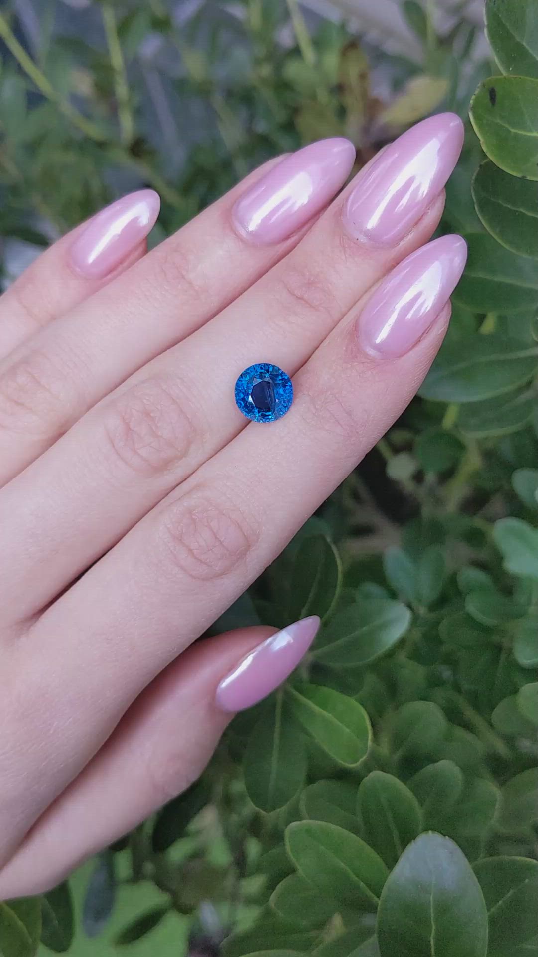 3.84 Ct. Blue Sapphire from Ceylon (Sri Lanka) Size Video