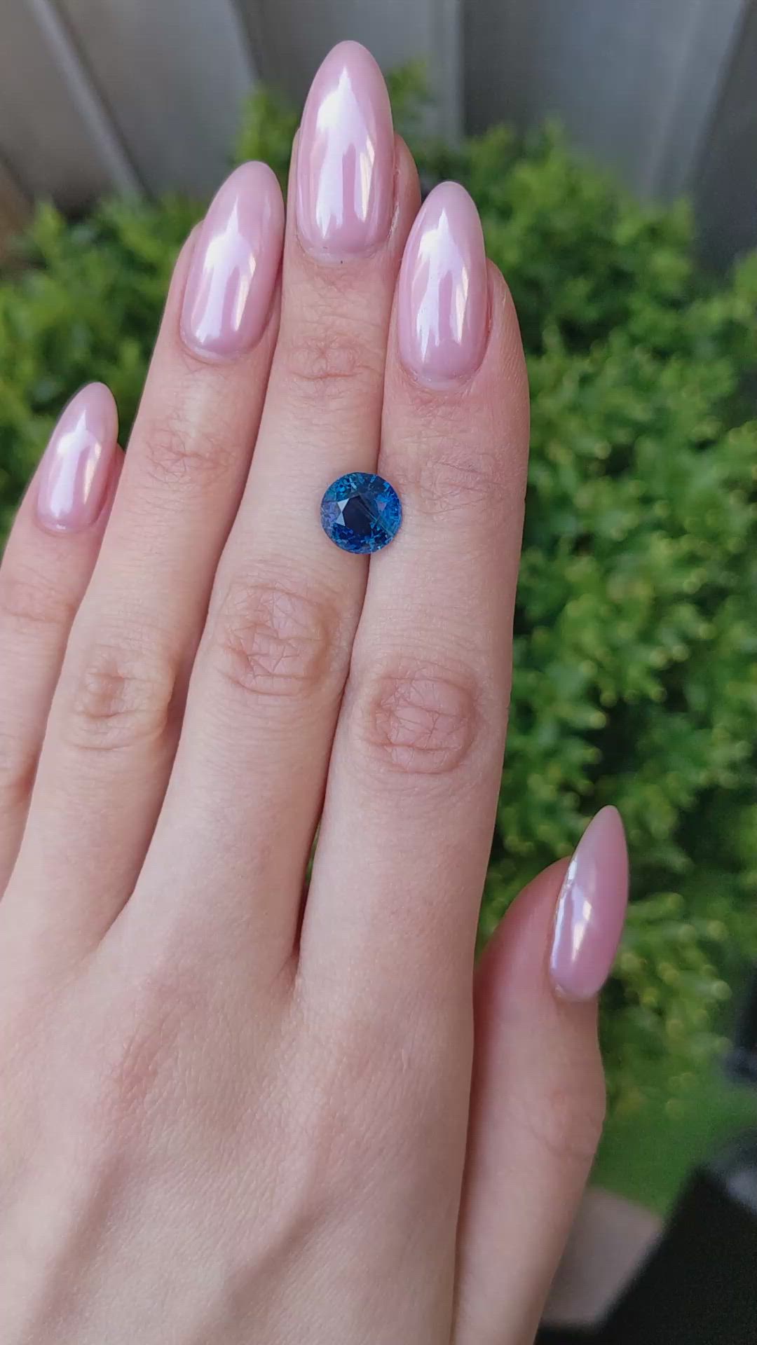 3.84 Ct. Blue Sapphire from Ceylon (Sri Lanka) Size Video