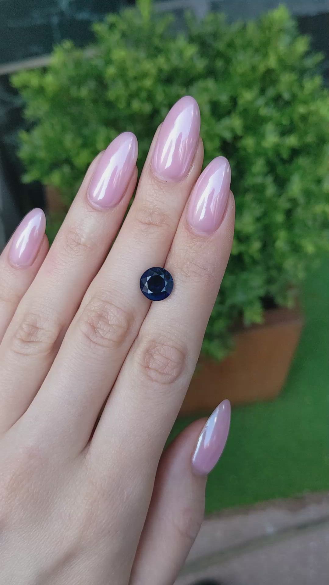 4.17 Ct. Blue Sapphire from Ceylon (Sri Lanka) Size Video