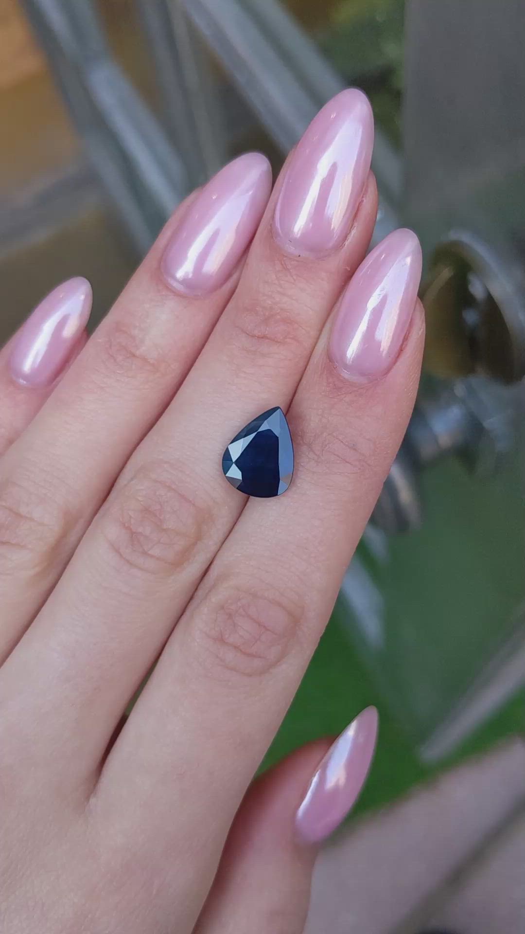 4.70 Ct. Blue Sapphire from Ceylon (Sri Lanka) Size Video