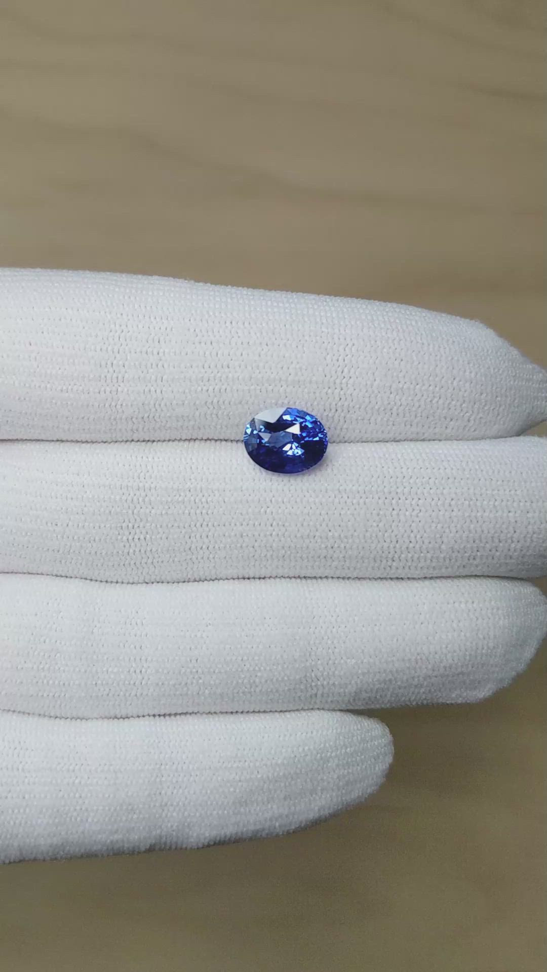 3.52 Ct. Blue Sapphire from Ceylon (Sri Lanka) Size Video