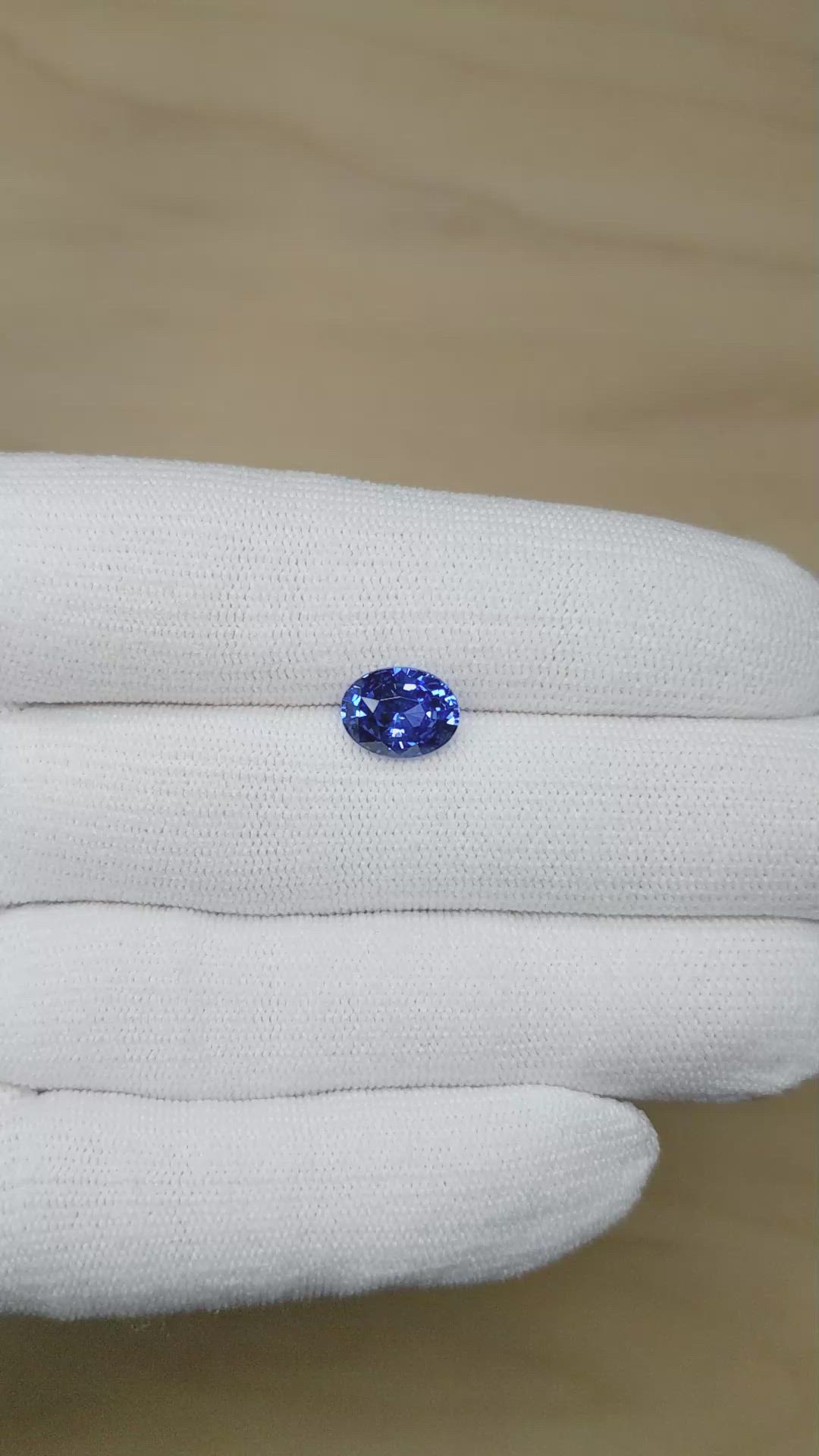 3.05 Ct. Blue Sapphire from Ceylon (Sri Lanka) Size Video
