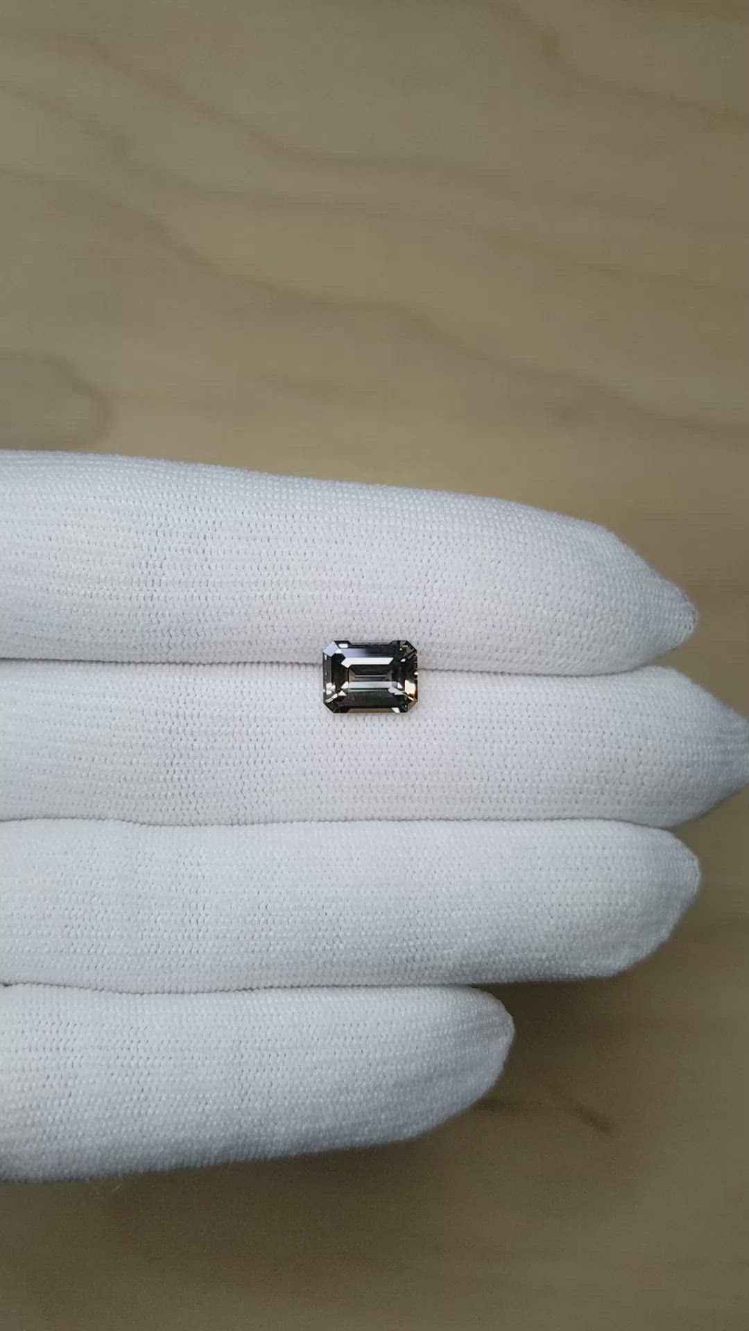 3.02 Ct. Brown Sapphire from Ceylon (Sri Lanka) Size Video