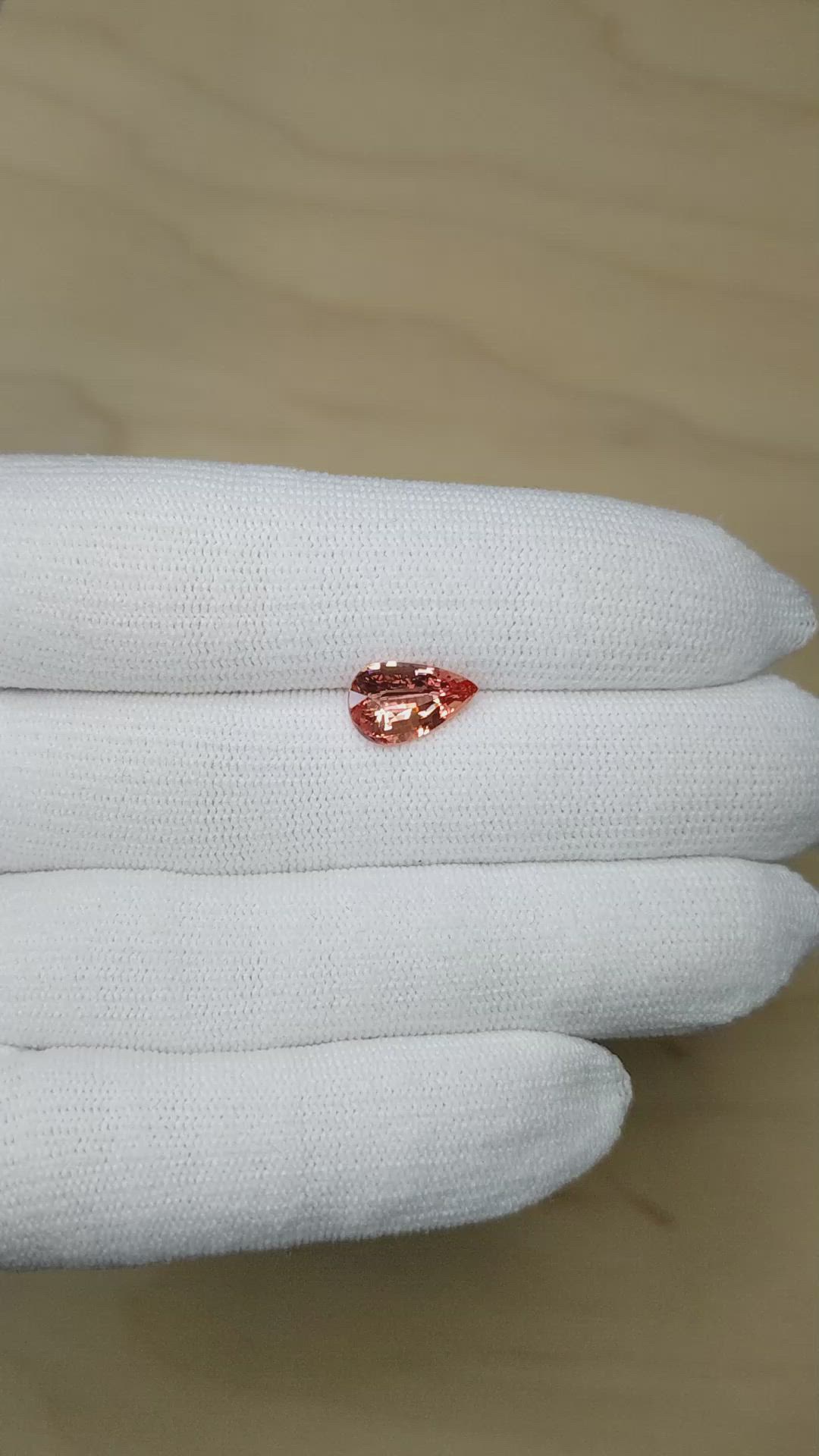 2.55 Ct. Padparadscha Sapphire from Ceylon (Sri Lanka) Size Video