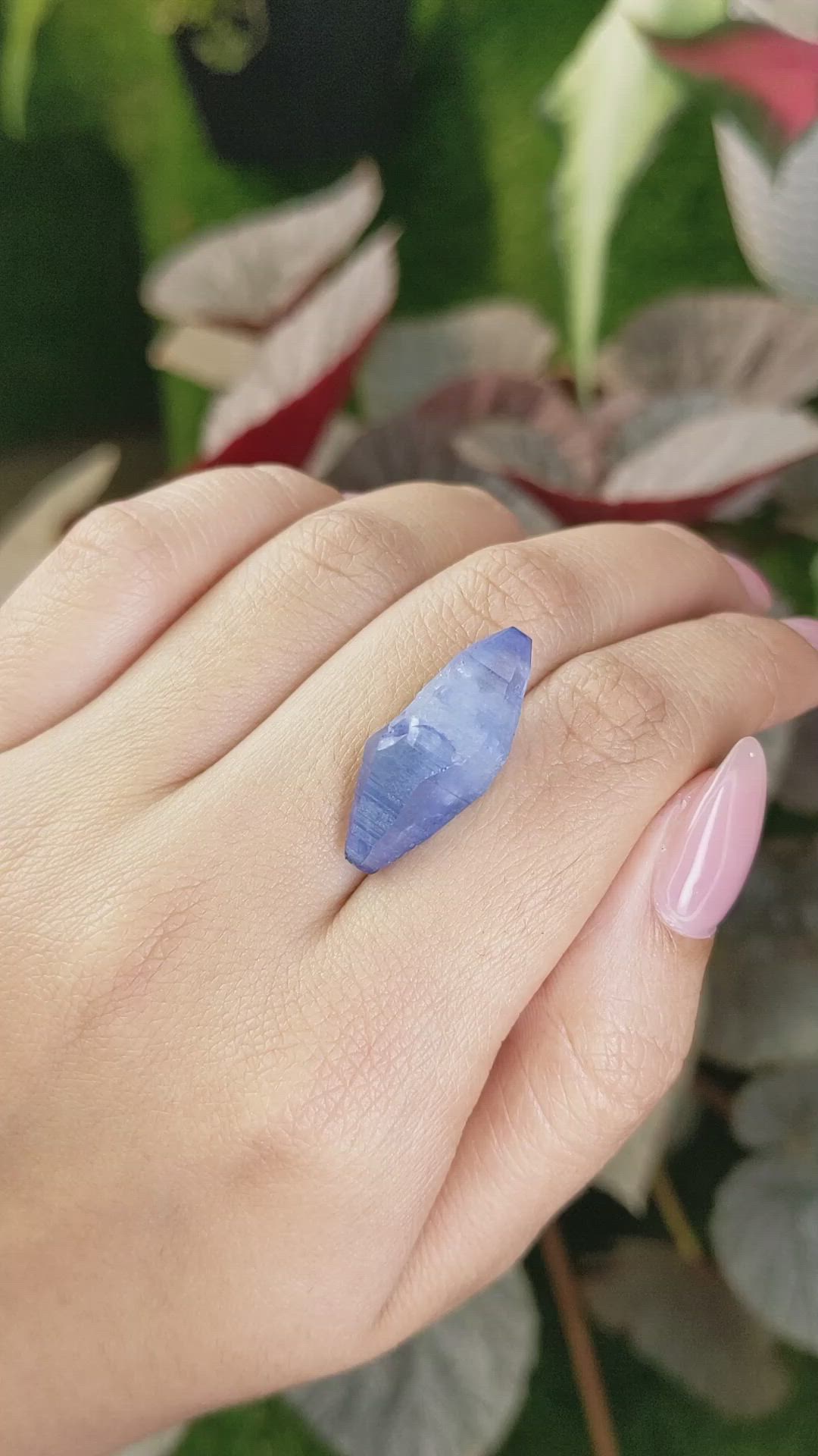 22.56 Ct. Blue Sapphire Crystal from Ceylon (Sri Lanka) Size Video