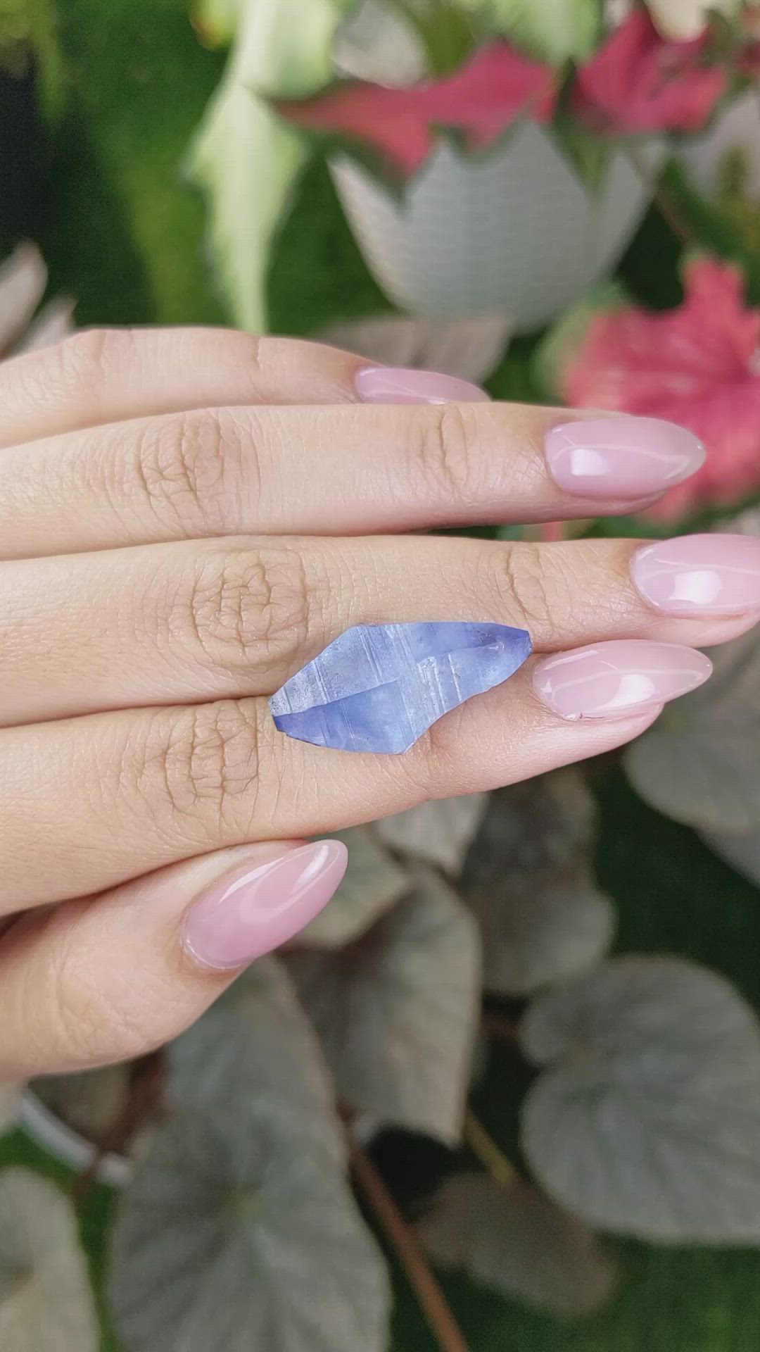22.56 Ct. Blue Sapphire Crystal from Ceylon (Sri Lanka) Size Video
