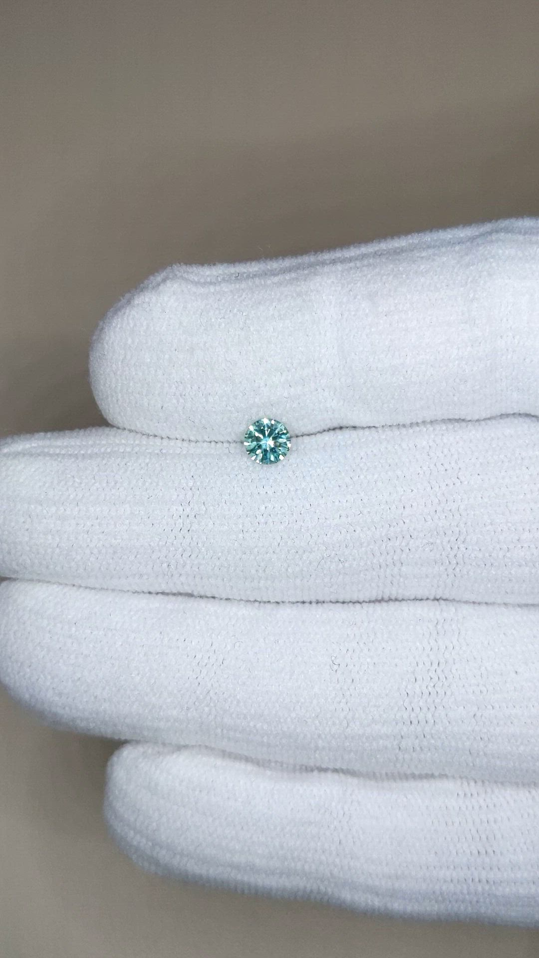0.37 Ct. Bluish Green Sapphire from Montana Size Video