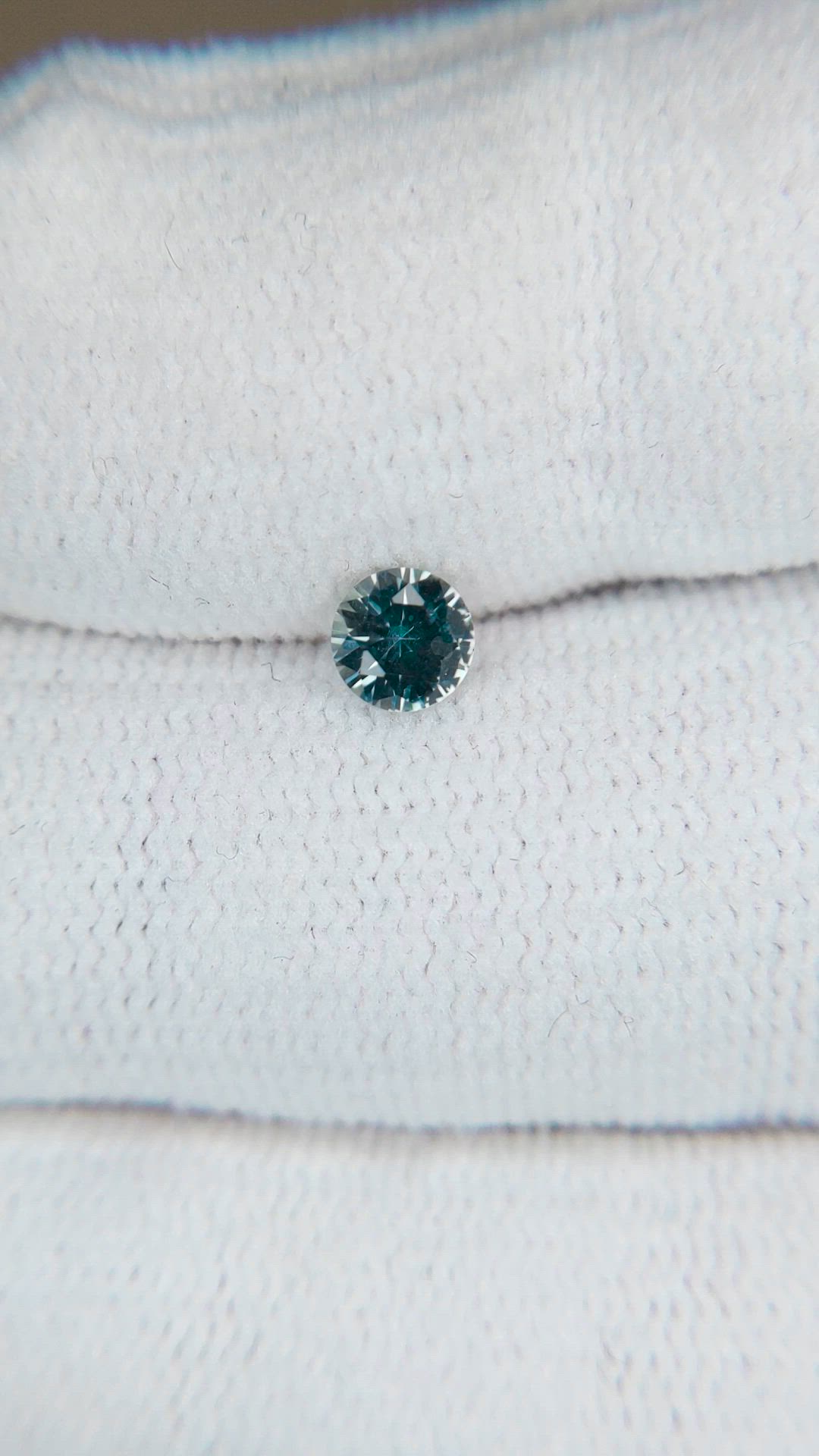 0.37 Ct. Bluish Green Sapphire from Montana Size Video