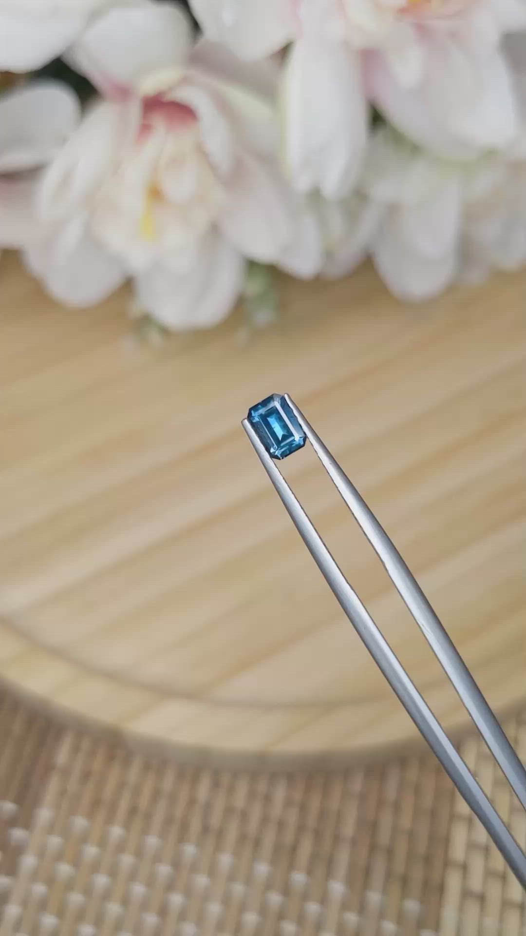 0.78 Ct. Greenish Blue Sapphire from Ceylon (Sri Lanka) Size Video