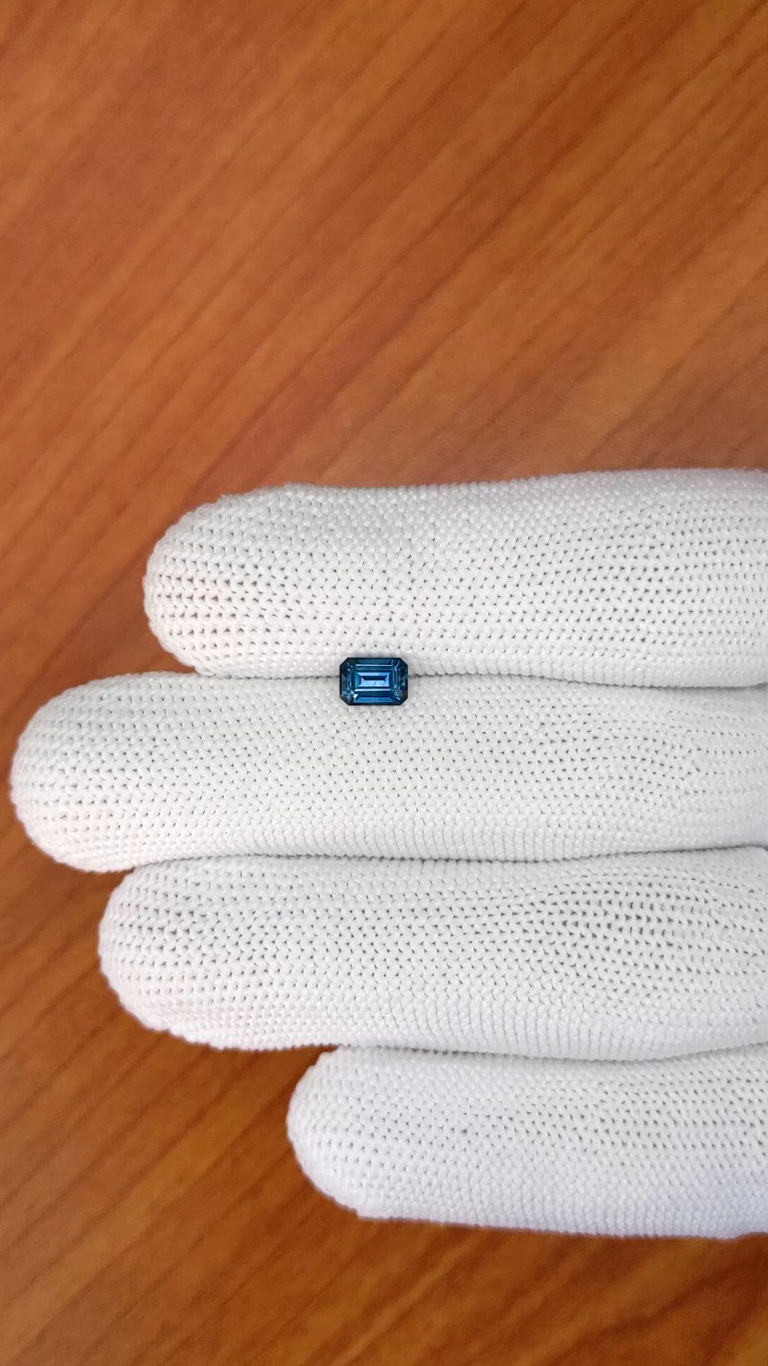 0.78 Ct. Greenish Blue Sapphire from Ceylon (Sri Lanka) Size Video