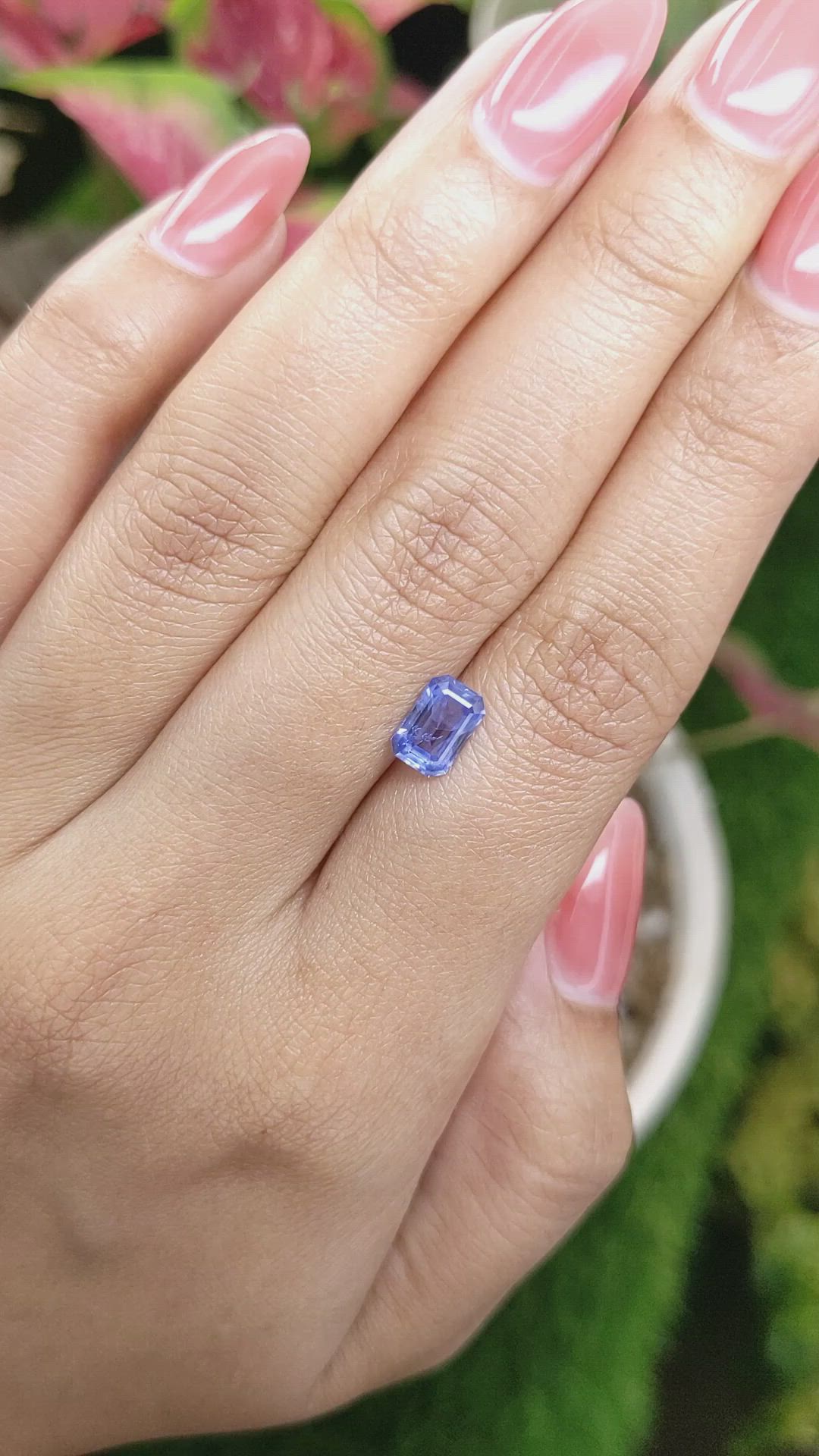 1.38 Ct. Blue Sapphire from Ceylon (Sri Lanka) Size Video