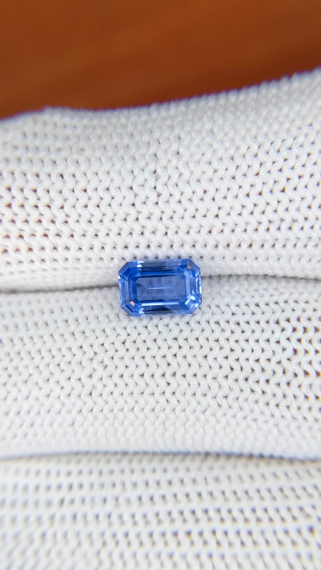1.38 Ct. Blue Sapphire from Ceylon (Sri Lanka) Size Video
