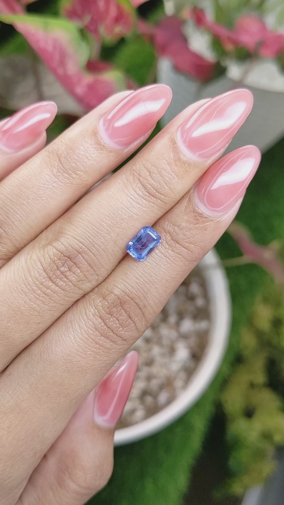 1.38 Ct. Blue Sapphire from Ceylon (Sri Lanka) Size Video