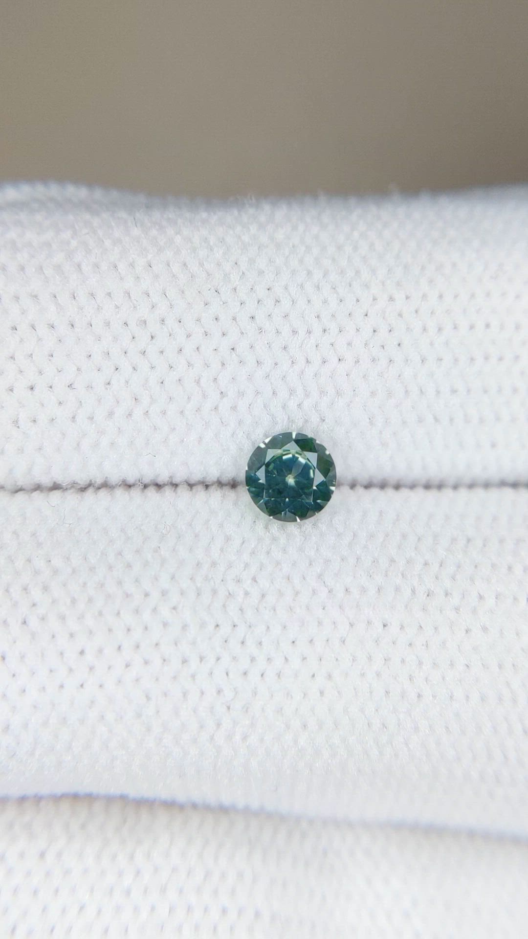 0.39 Ct. Bluish Green Sapphire from Montana Size Video