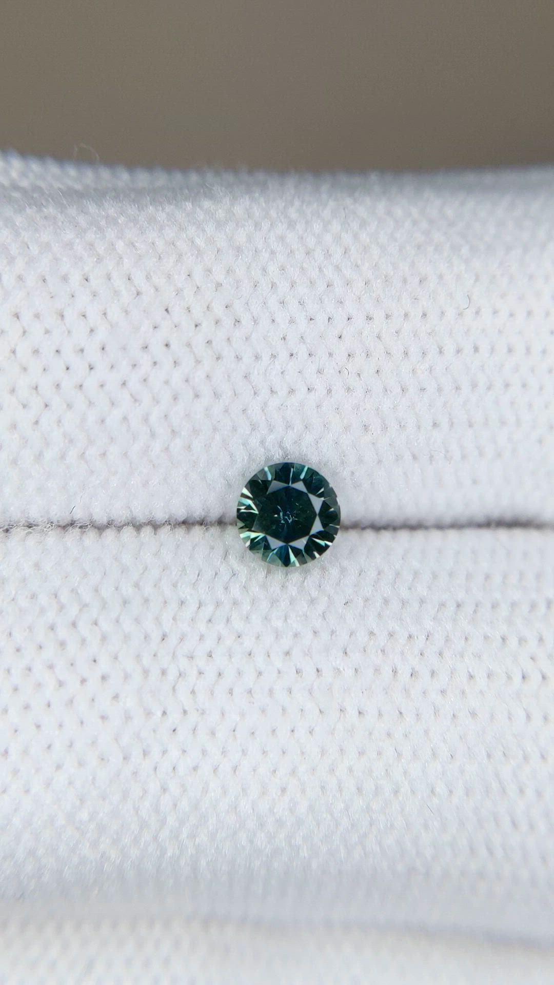 0.39 Ct. Bluish Green Sapphire from Montana Size Video