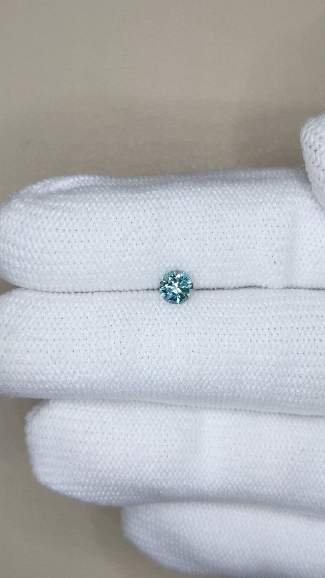 0.39 Ct. Bluish Green Sapphire from Montana Size Video