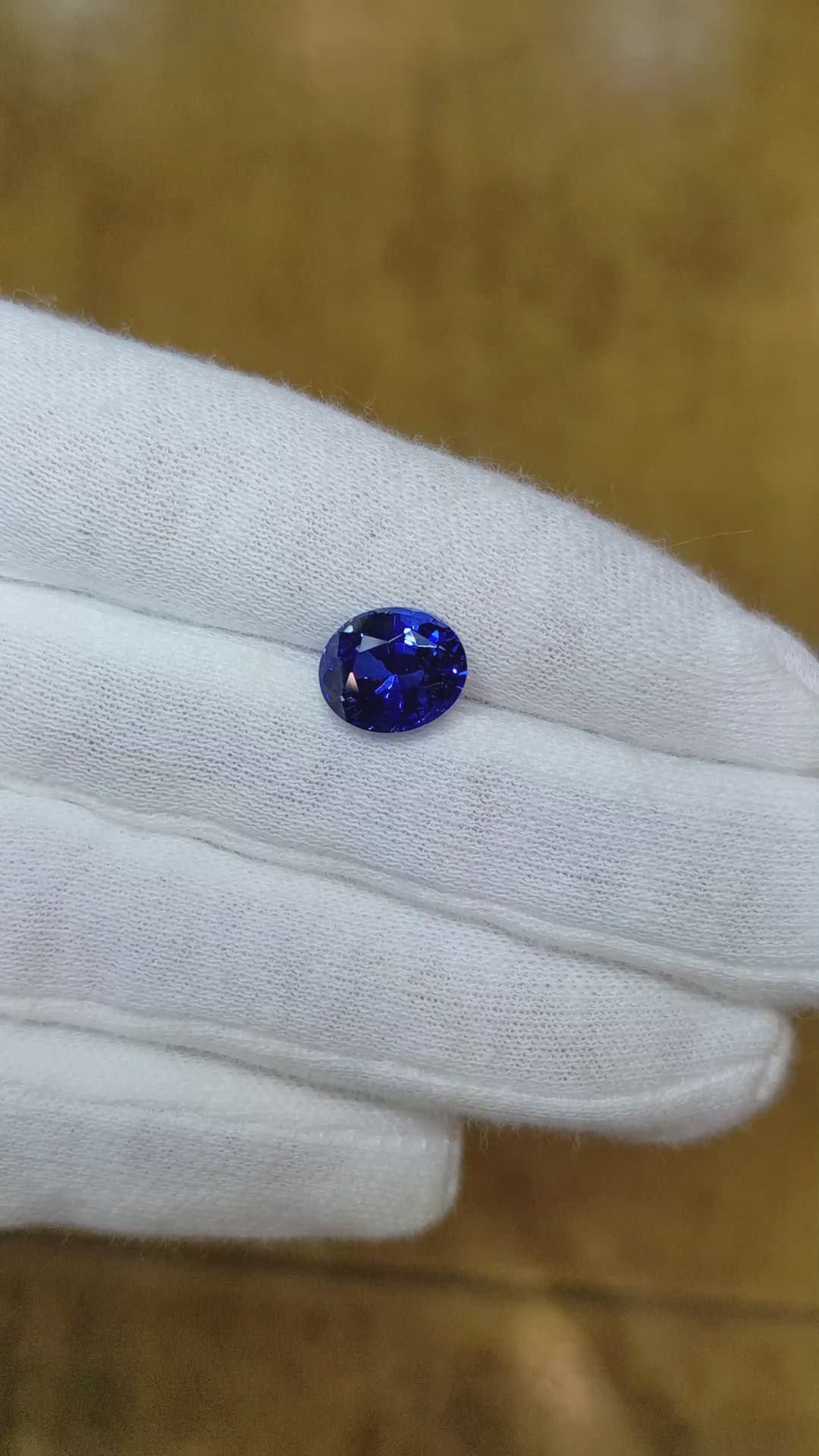4.12 Ct. Blue Sapphire from Ceylon (Sri Lanka) Size Video