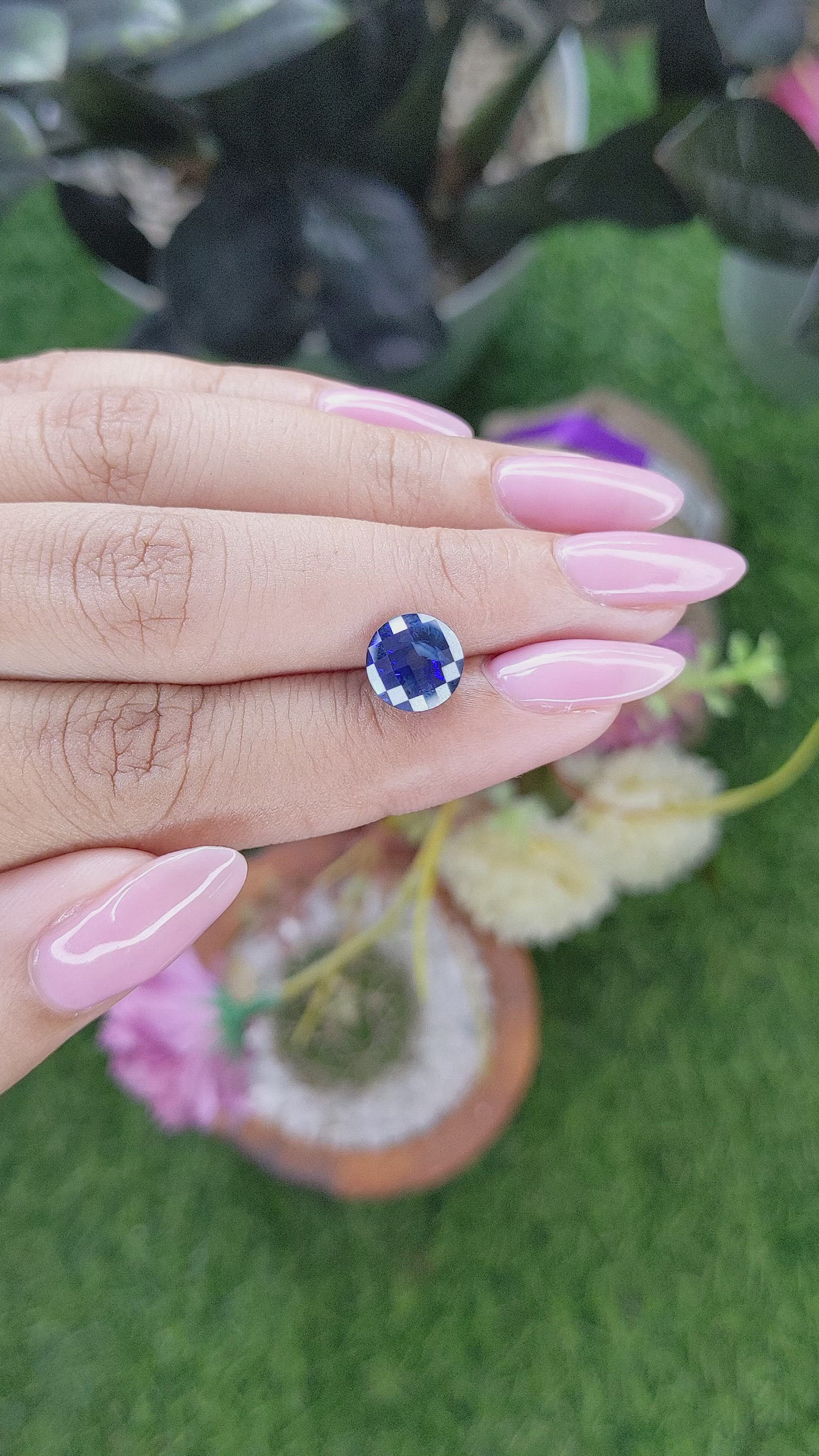 3.15 Ct. Blue Sapphire from Ceylon (Sri Lanka) Size Video