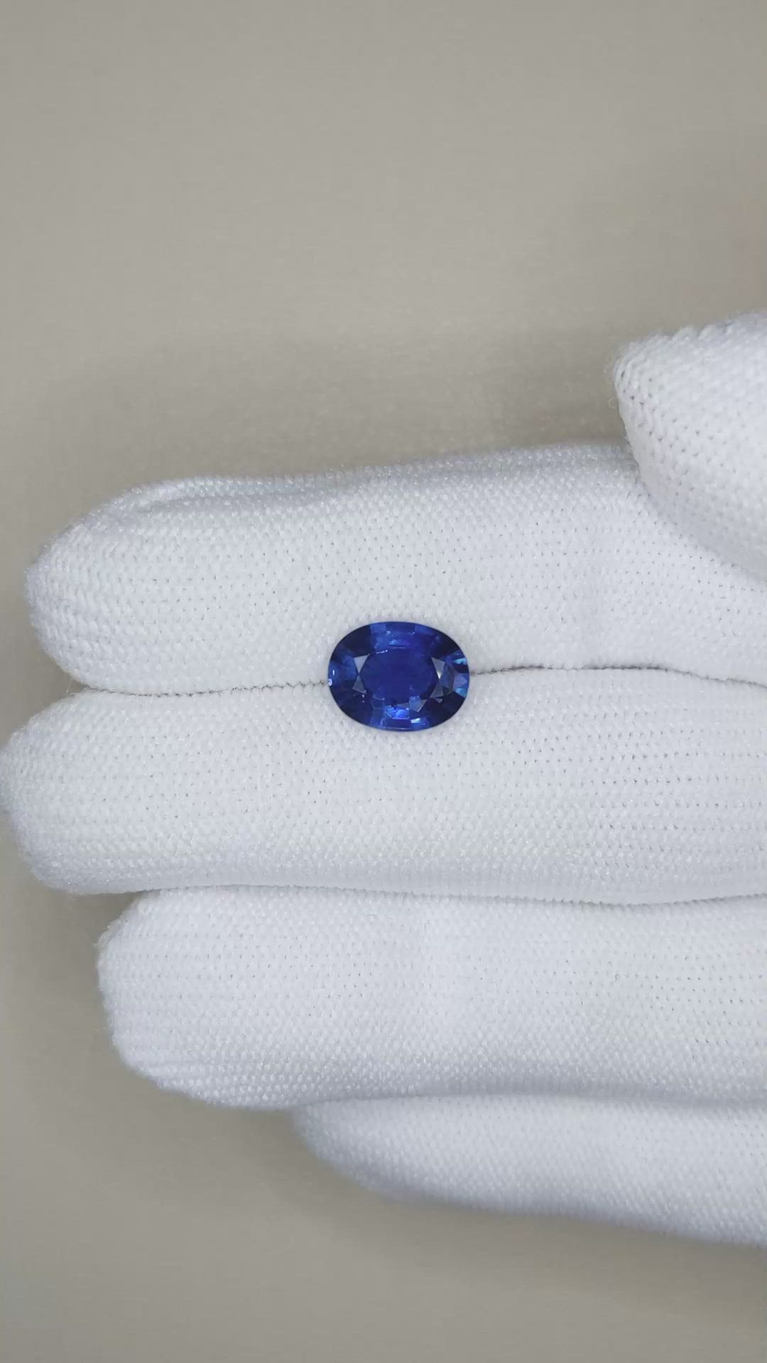 2.77 Ct. Blue Sapphire from Thailand Size Video