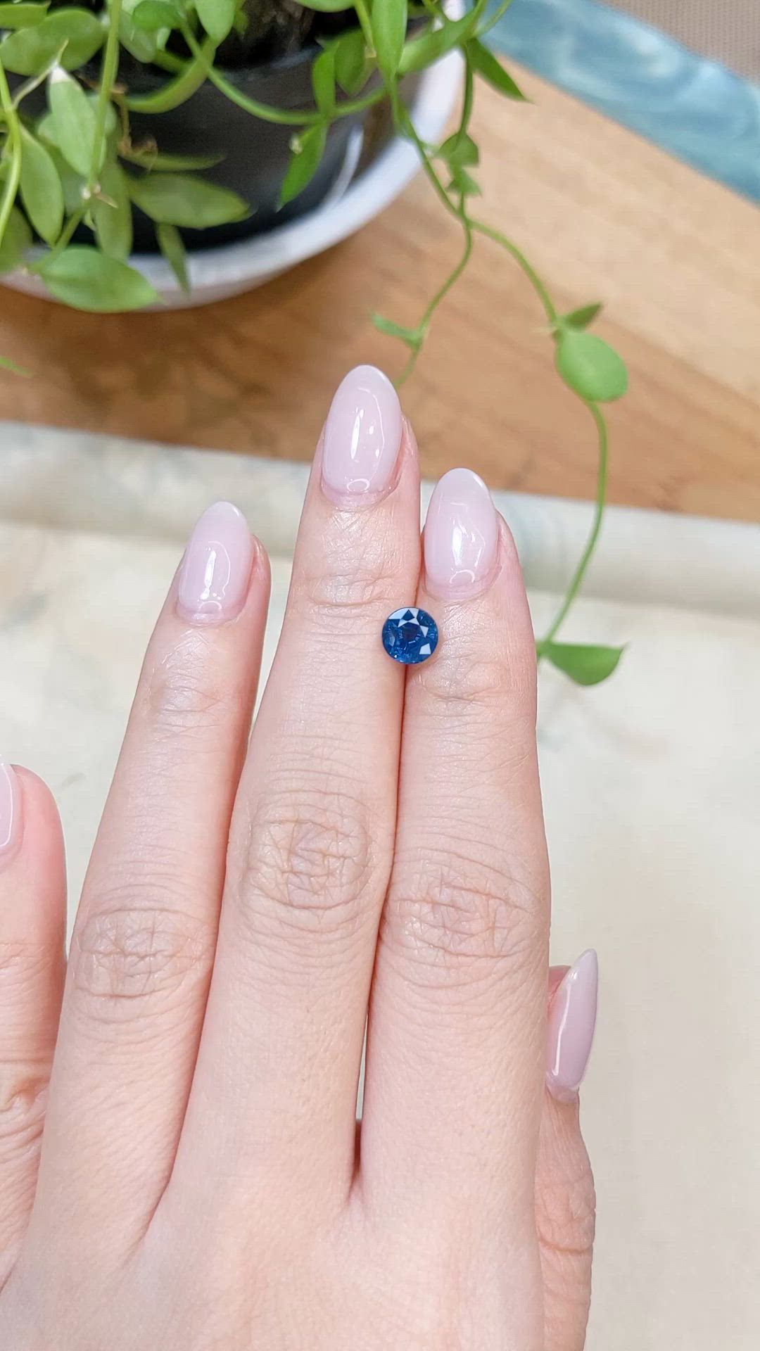 1.47 Ct. Blue Sapphire from Ceylon (Sri Lanka) Size Video