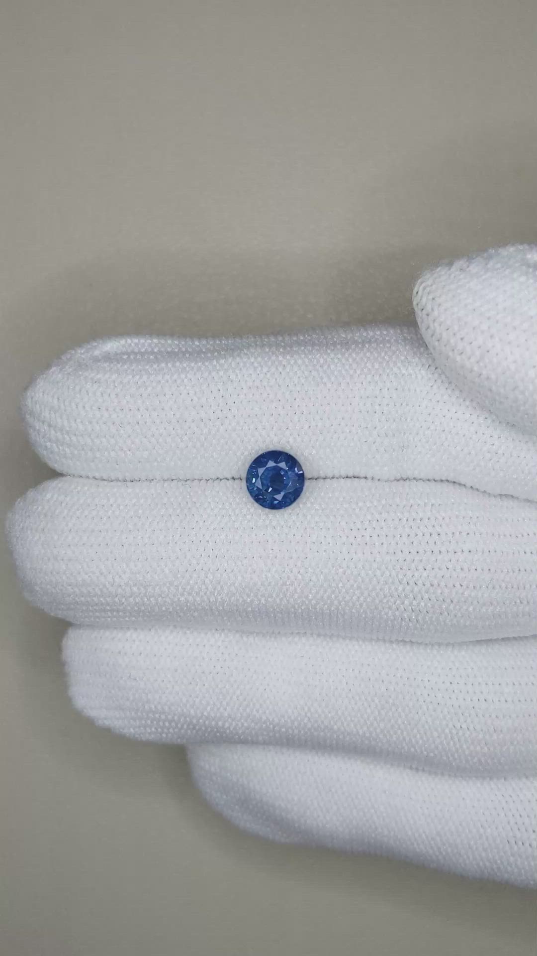 1.47 Ct. Blue Sapphire from Ceylon (Sri Lanka) Size Video