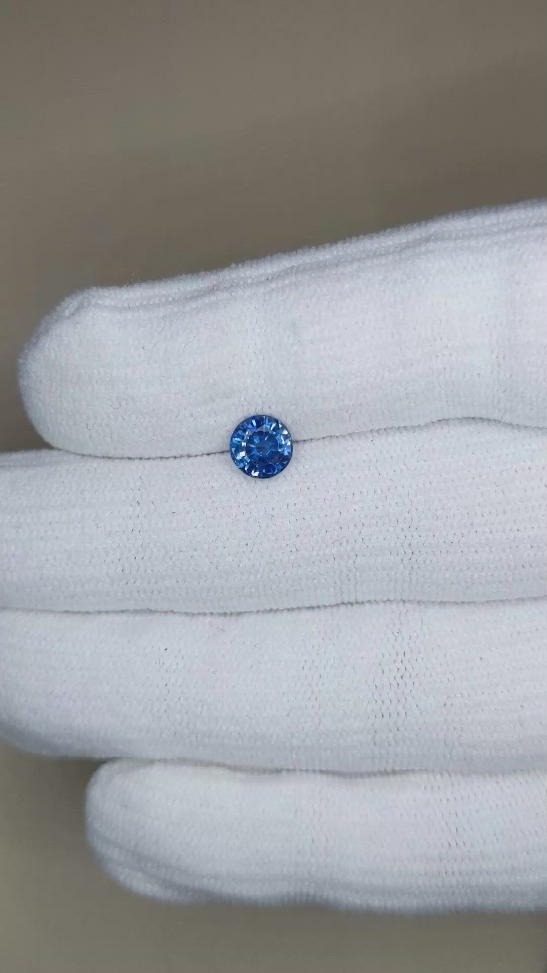 1.09 Ct. Blue Sapphire from Ceylon (Sri Lanka) Size Video