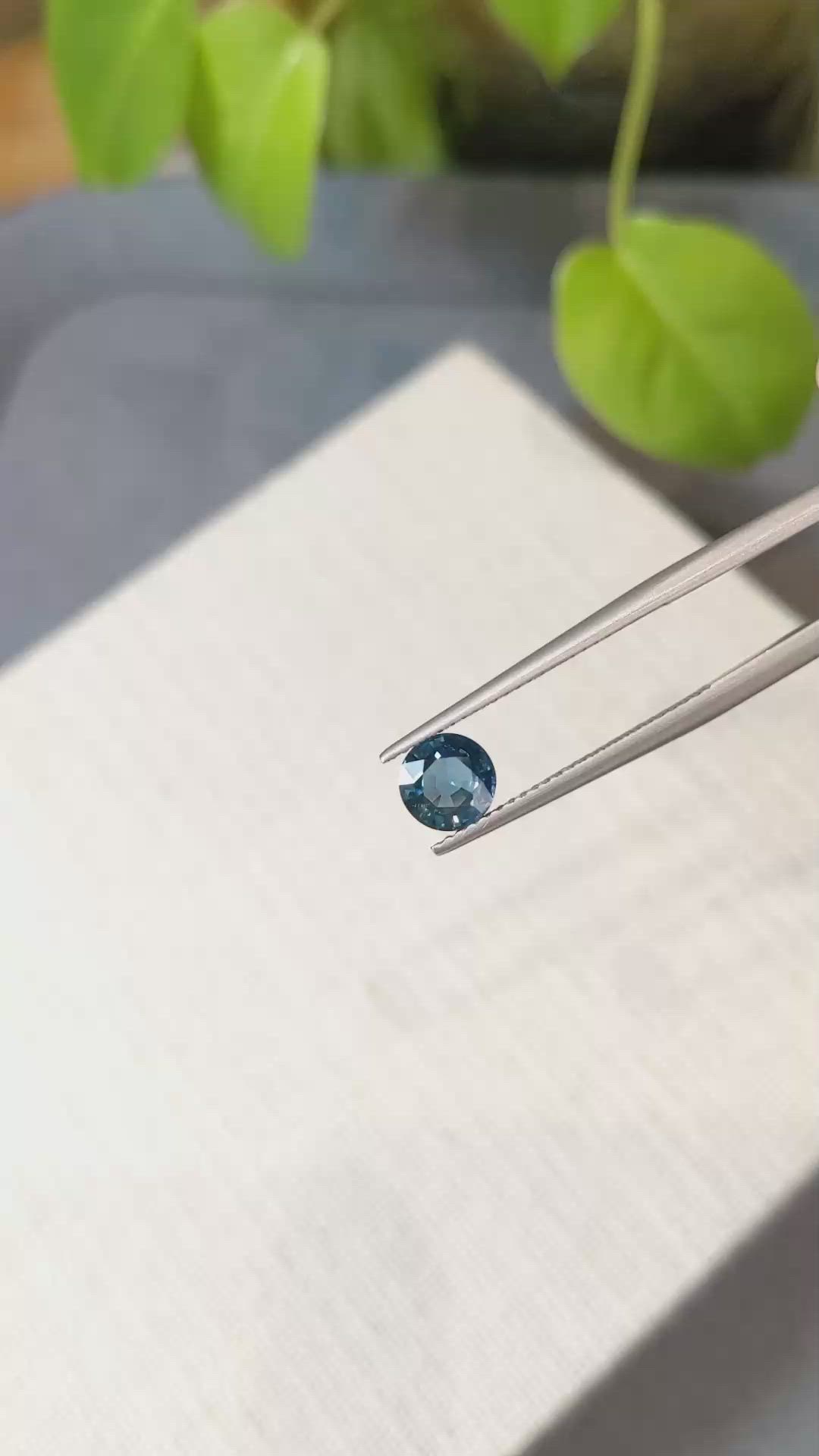 1.23 Ct. Blue Sapphire from Ceylon (Sri Lanka) Size Video