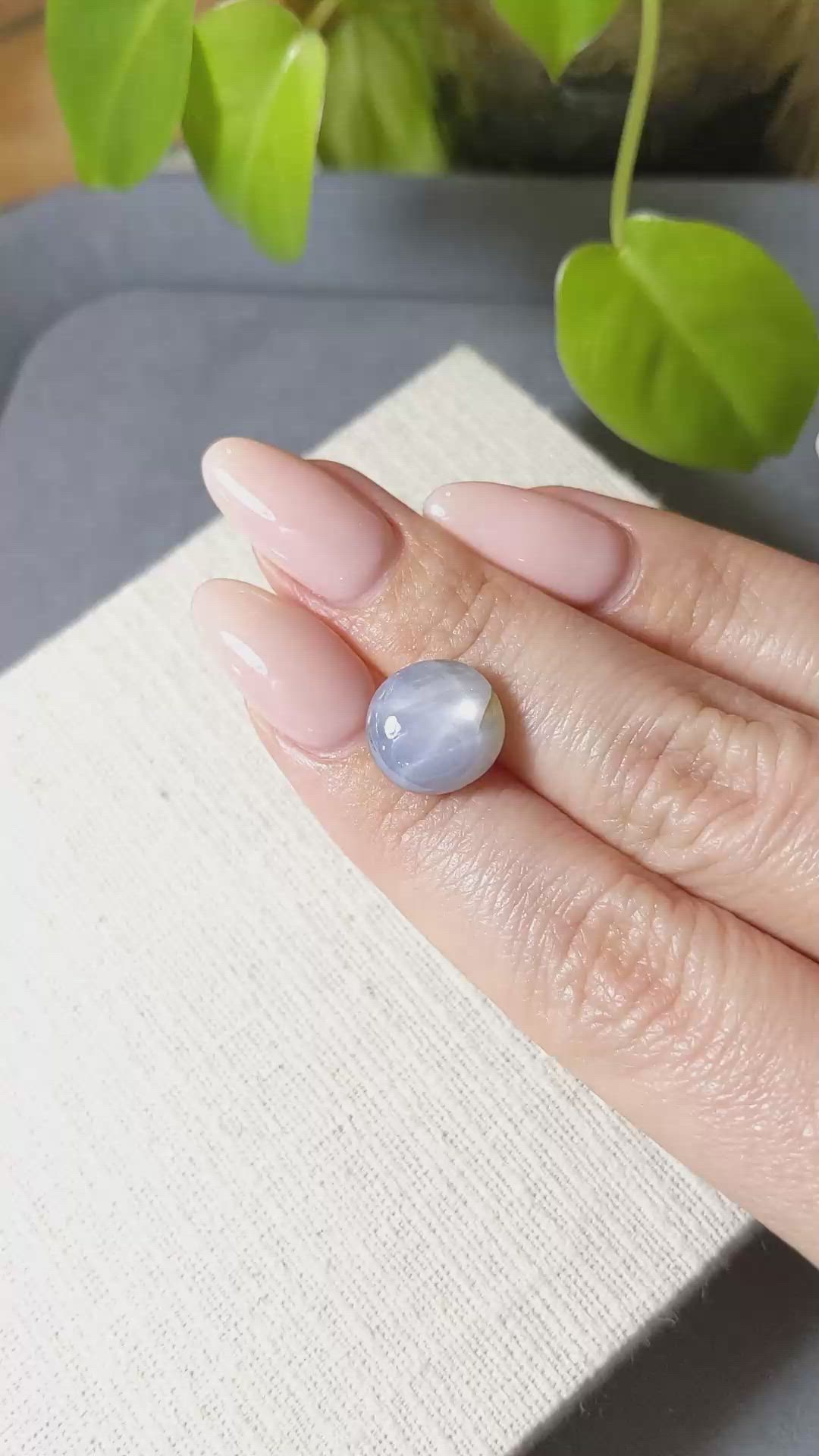 9.70 Ct. Greyish Blue Star Sapphire from Ceylon (Sri Lanka) Size Video