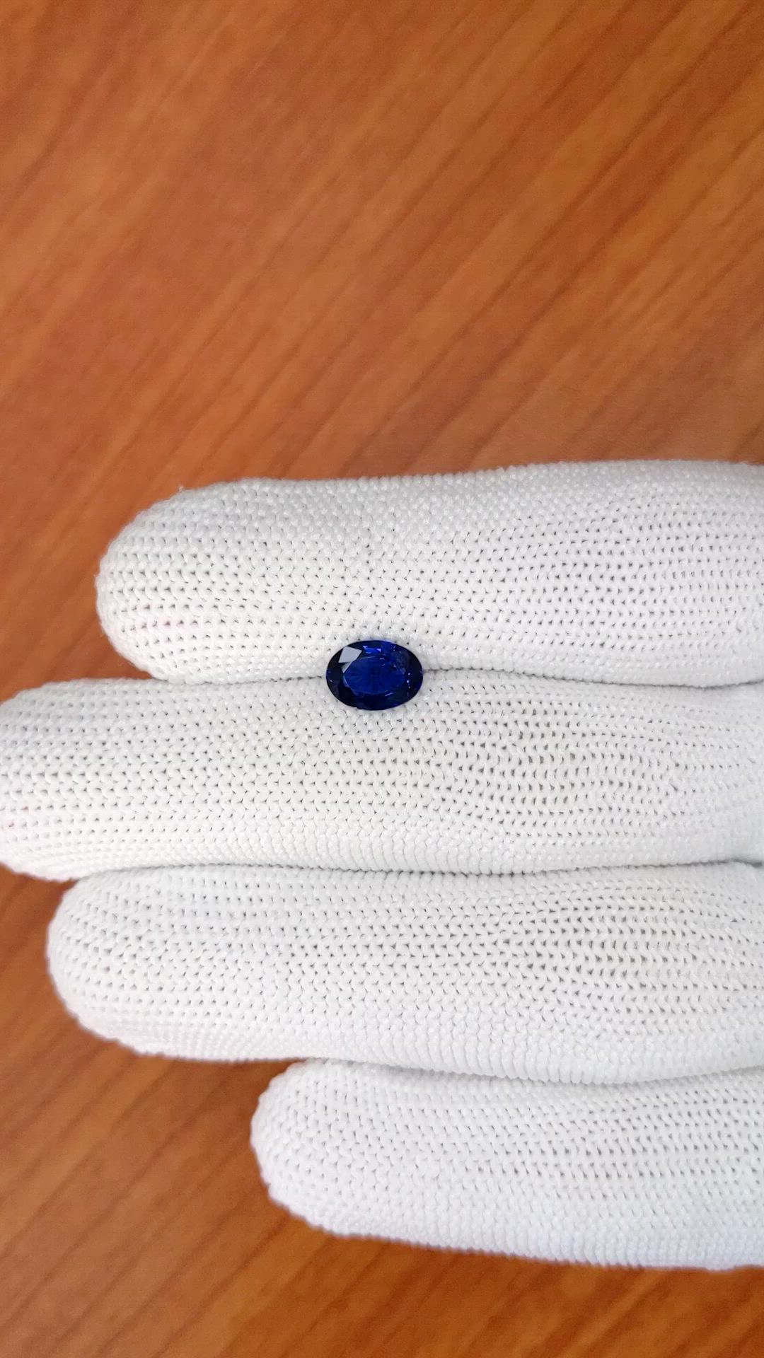 1.44 Ct. Blue Sapphire from Ceylon (Sri Lanka) Size Video