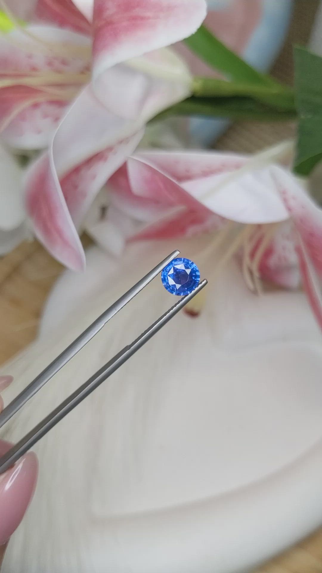 1.56 Ct. Blue Sapphire from Ceylon (Sri Lanka) Size Video