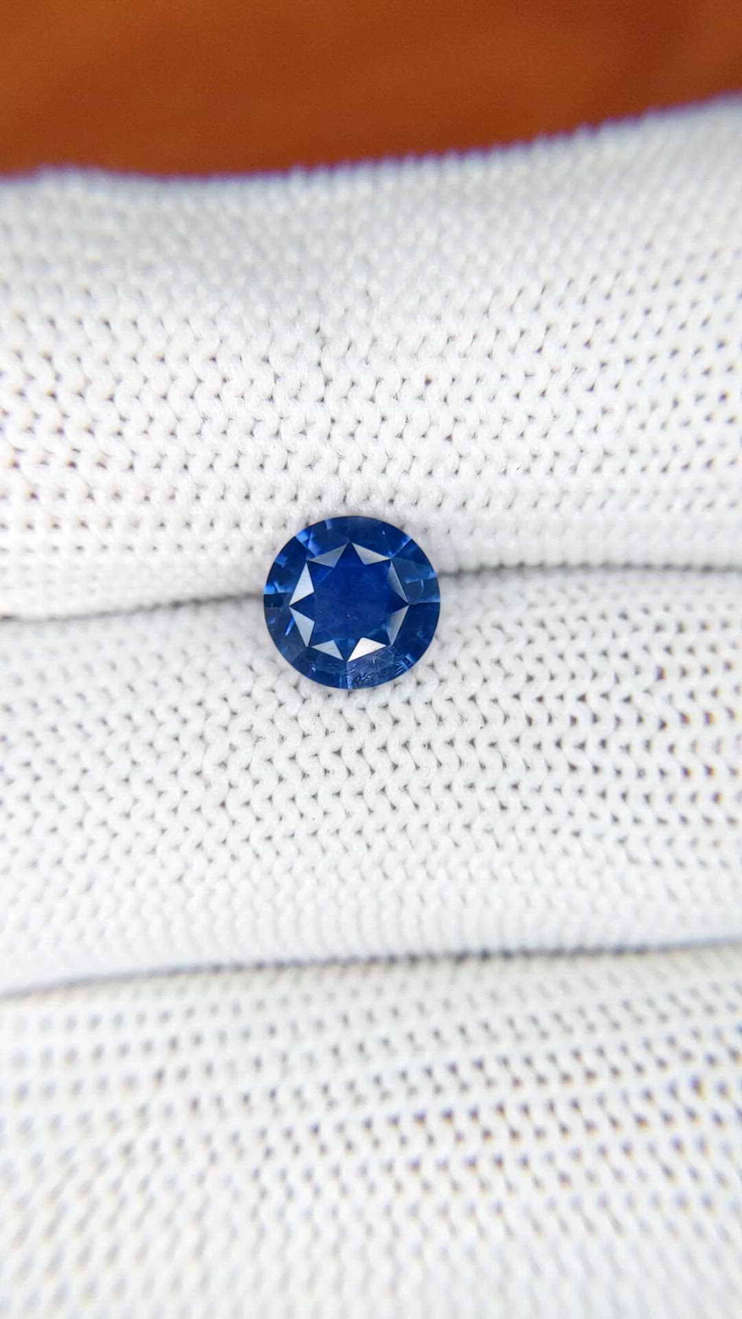 1.56 Ct. Blue Sapphire from Ceylon (Sri Lanka) Size Video