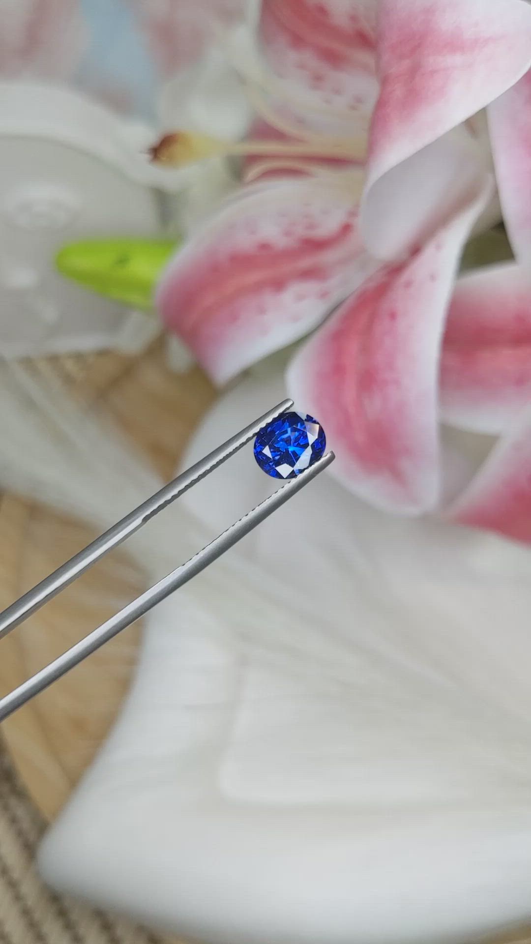 2.28 Ct. Blue Sapphire from Ceylon (Sri Lanka) Size Video
