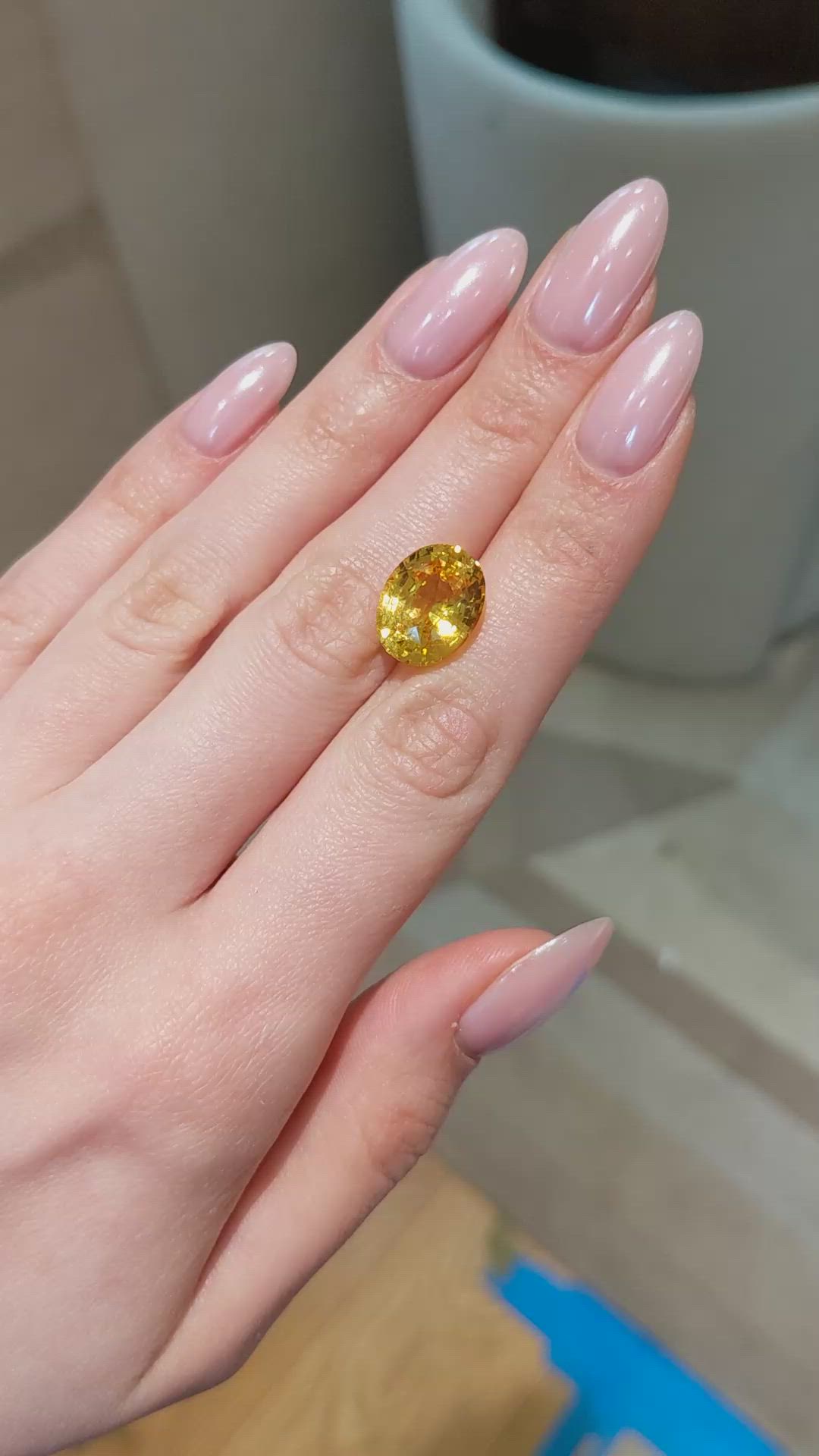 11.31 Ct. Yellow Sapphire from Ceylon (Sri Lanka) Size Video