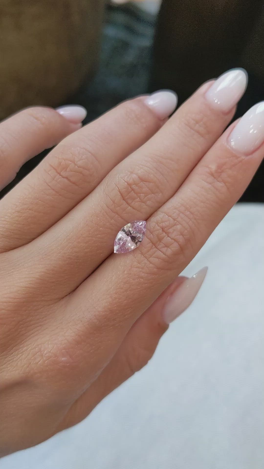 2.56 Ct. Pink Sapphire from Ceylon (Sri Lanka) Size Video