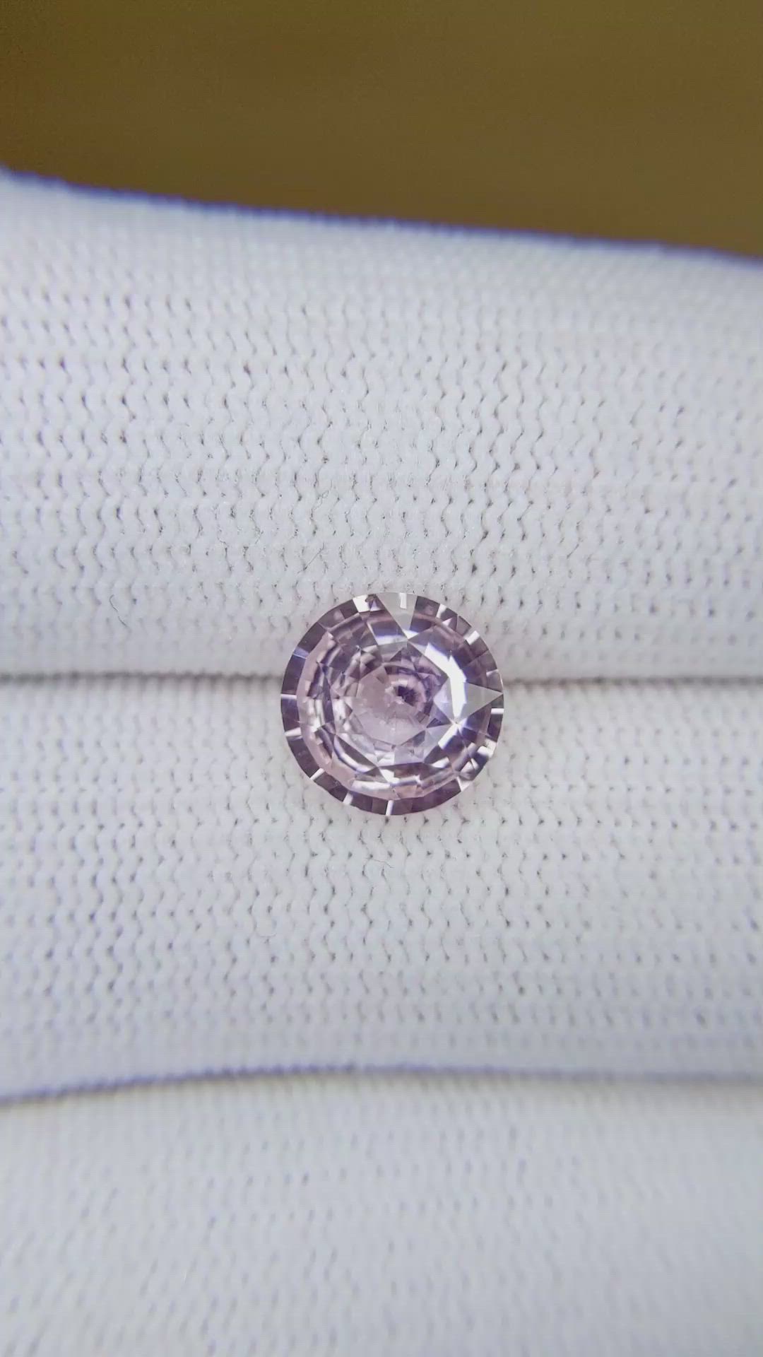 2.68 Ct. Pink Sapphire from Ceylon (Sri Lanka) Size Video