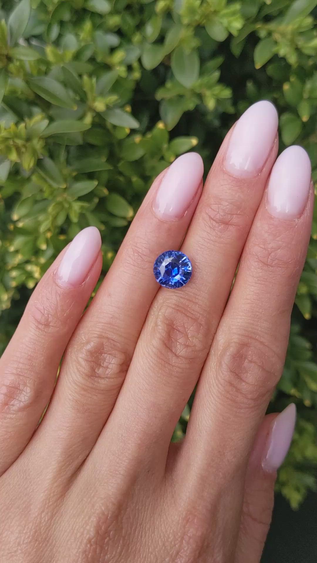 3.50 Ct. Blue Sapphire from Ceylon (Sri Lanka) Size Video