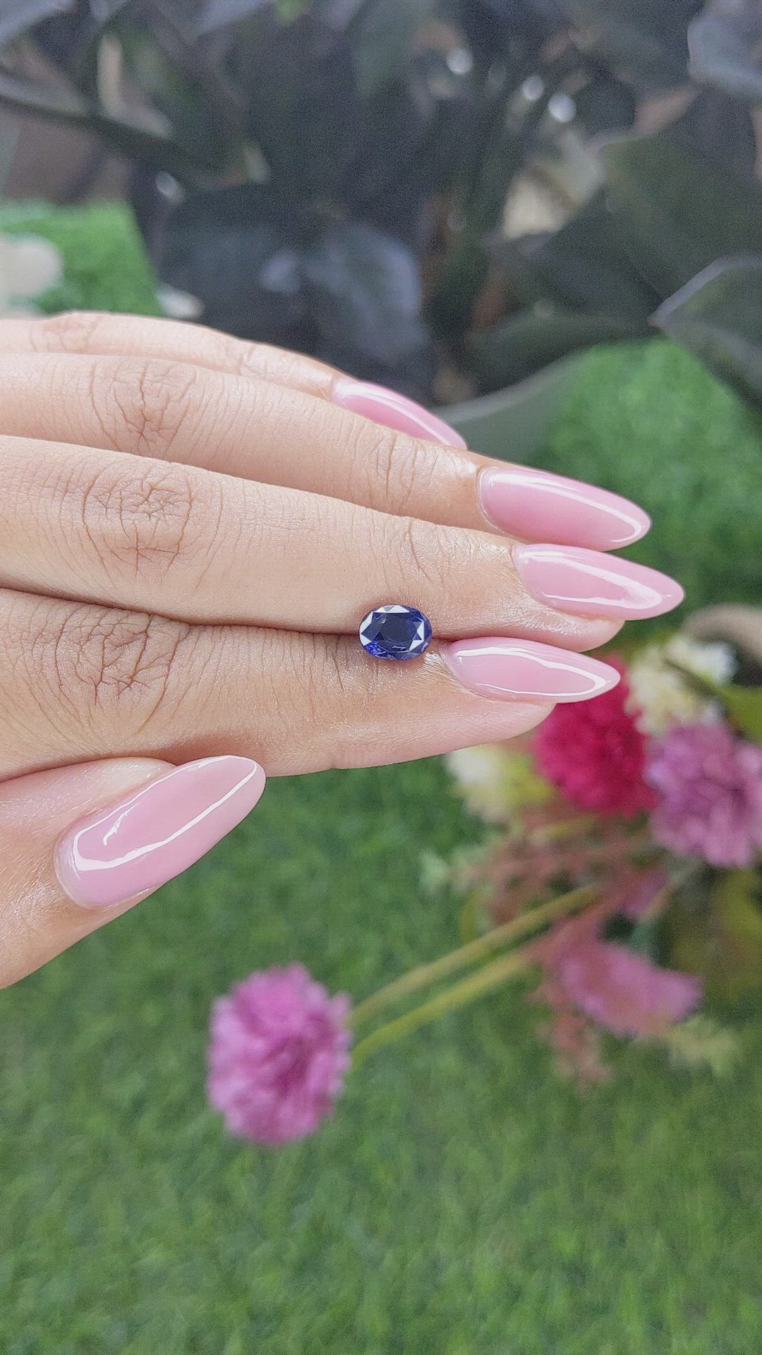 1.42 Ct. Blue Sapphire from Ceylon (Sri Lanka) Size Video