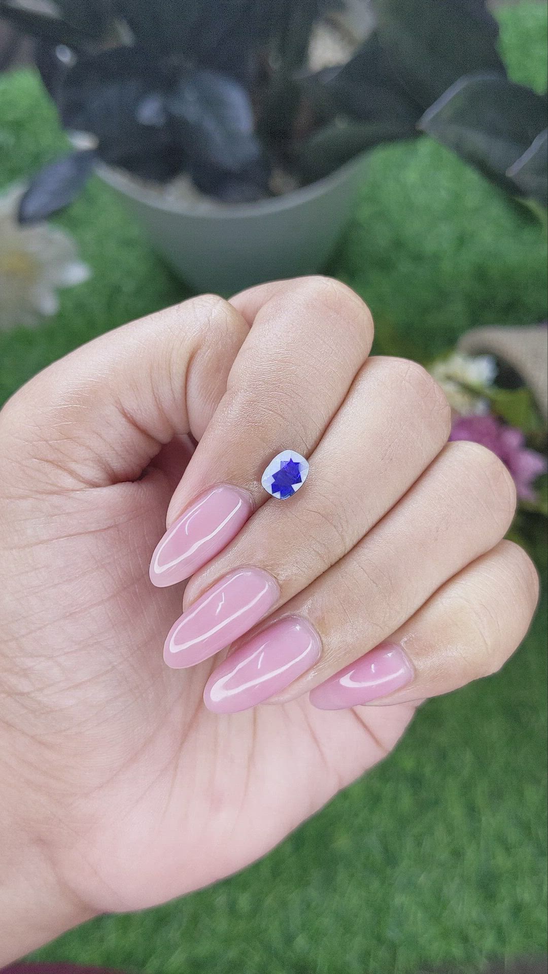 1.35 Ct. Blue Sapphire from Ceylon (Sri Lanka) Size Video
