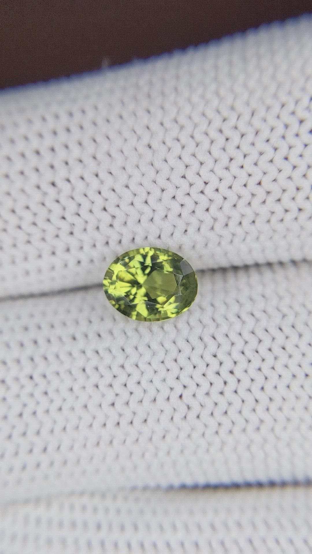 1.44 Ct. Green Sapphire from Ceylon (Sri Lanka) Size Video