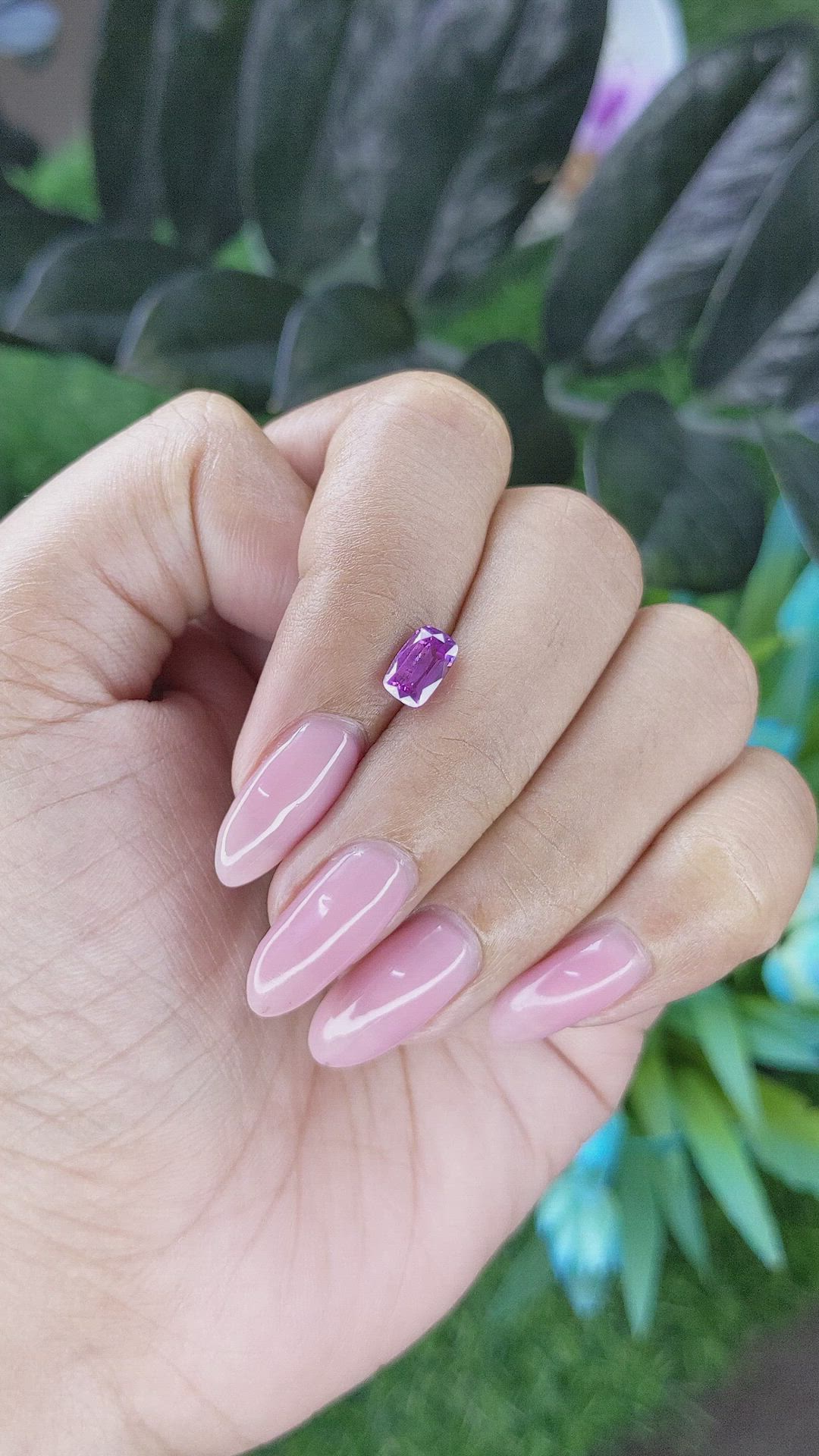 1.25 Ct. Pinkish Purple Sapphire from Tanzania Size Video