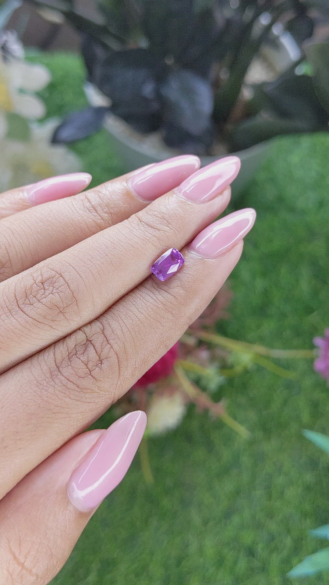 1.25 Ct. Pinkish Purple Sapphire from Tanzania Size Video